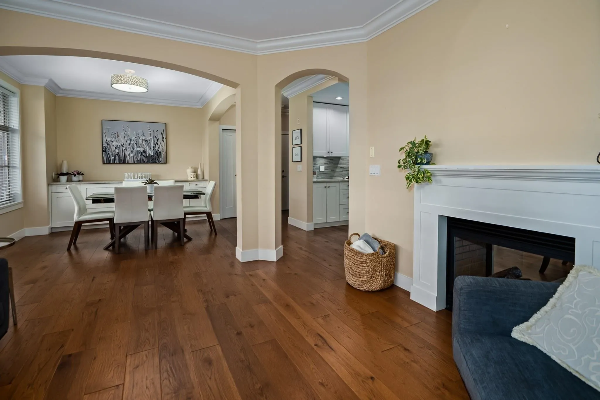16455 64 Avenue #101