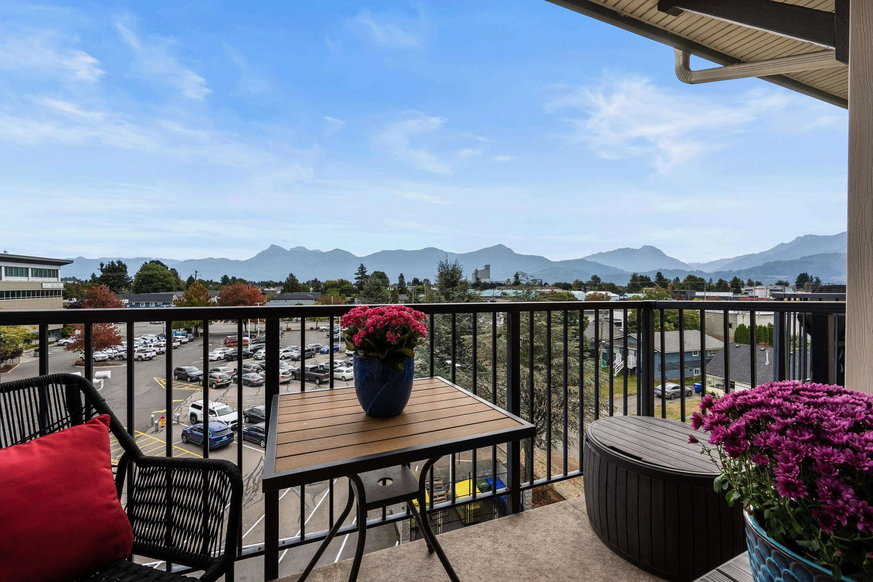 45893 Chesterfield Avenue #412