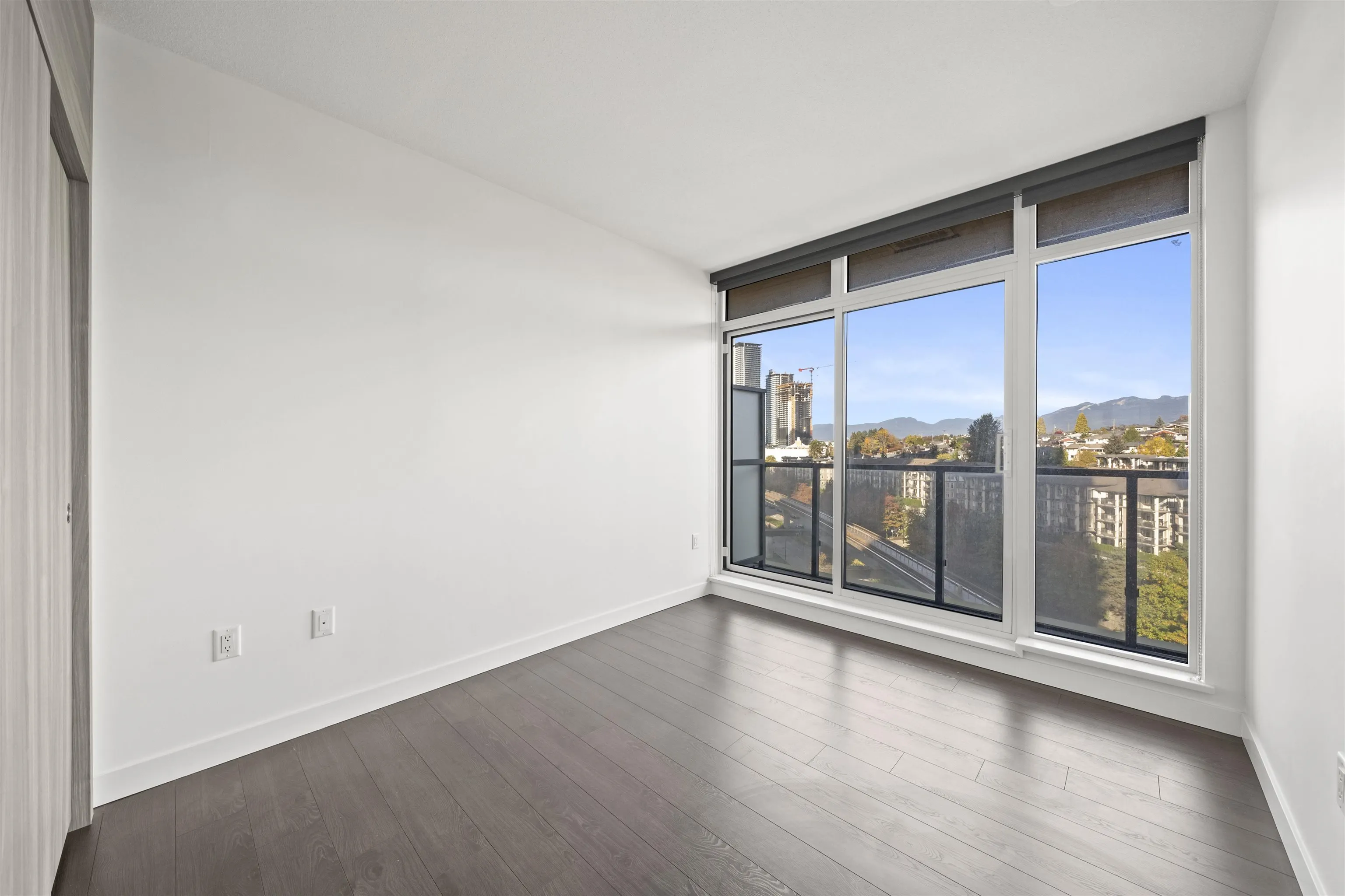 4880 Lougheed Highway #804