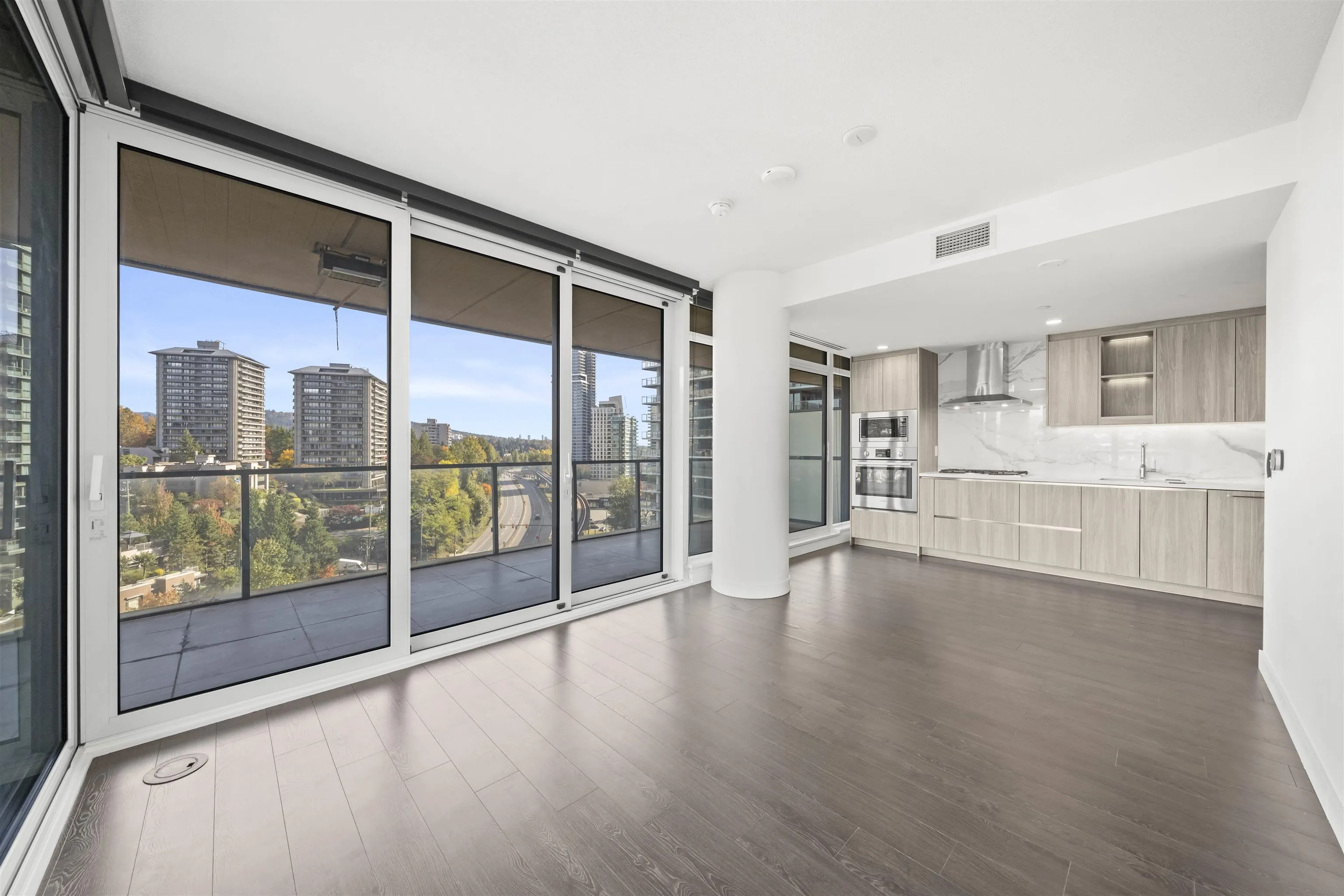 4880 Lougheed Highway #804