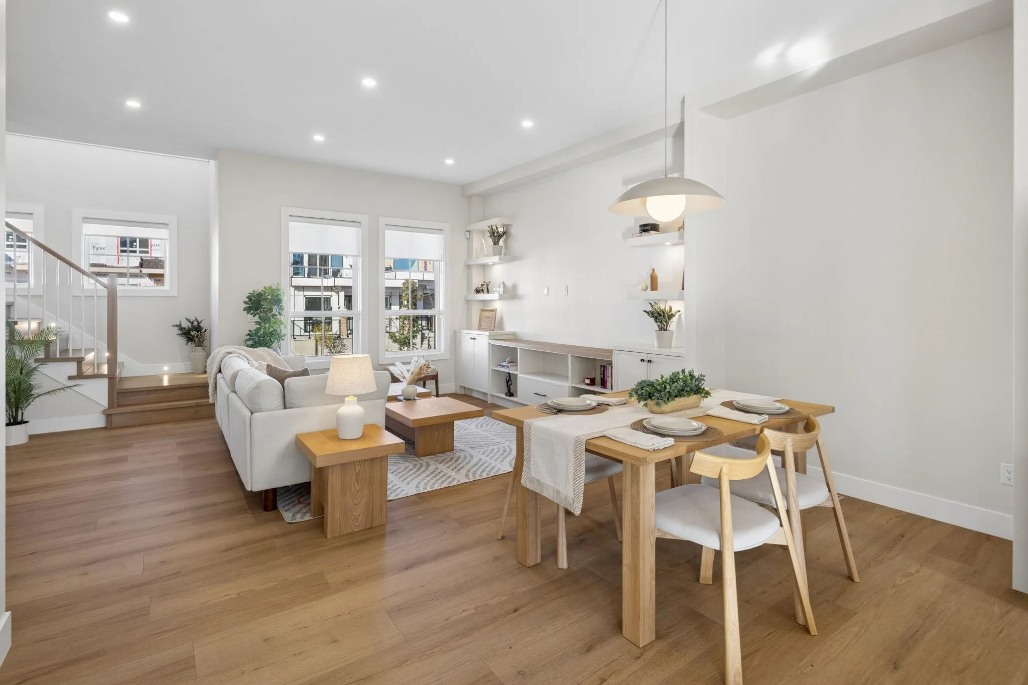 16042 9a Avenue #101