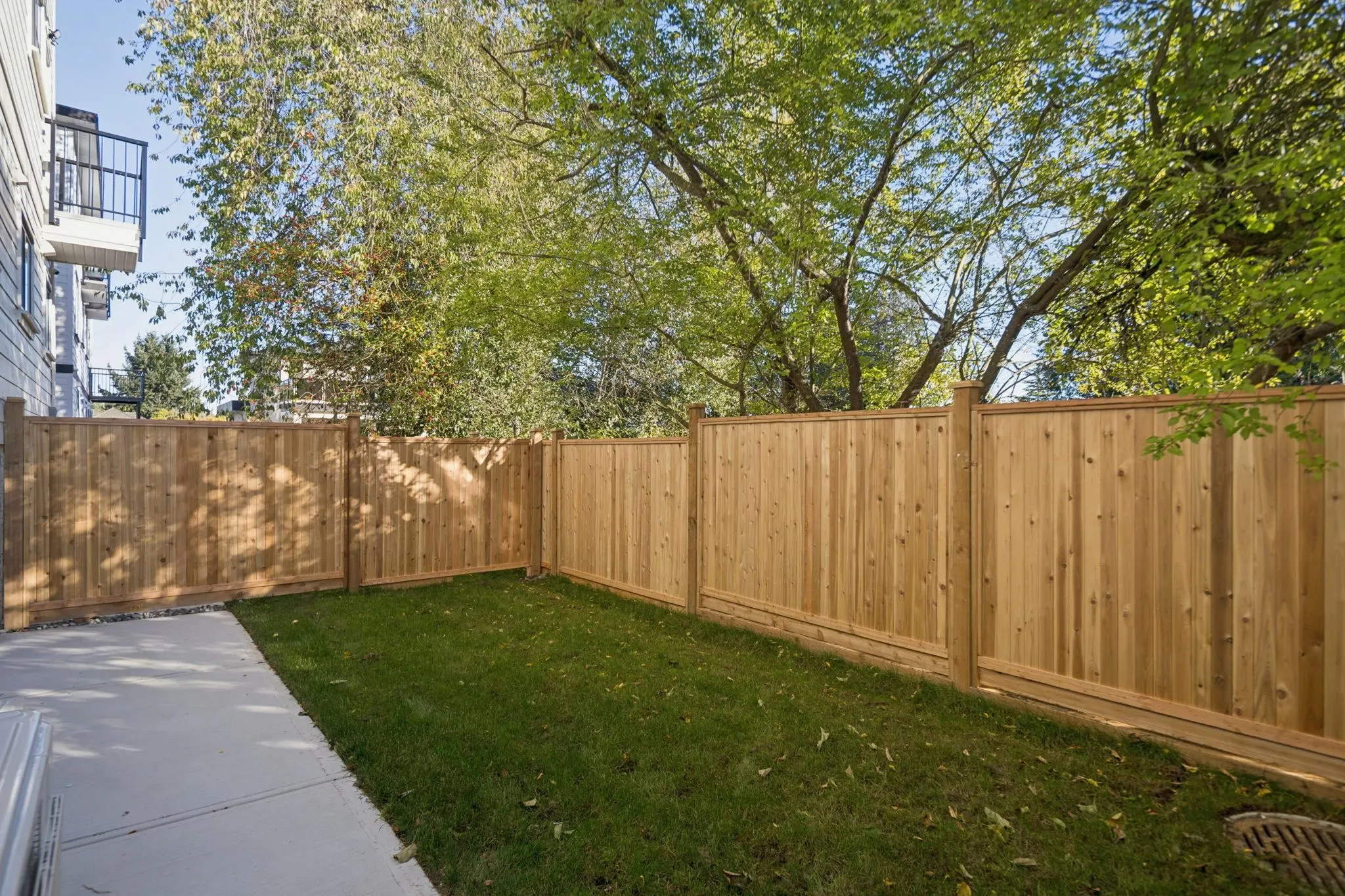 16042 9a Avenue #101