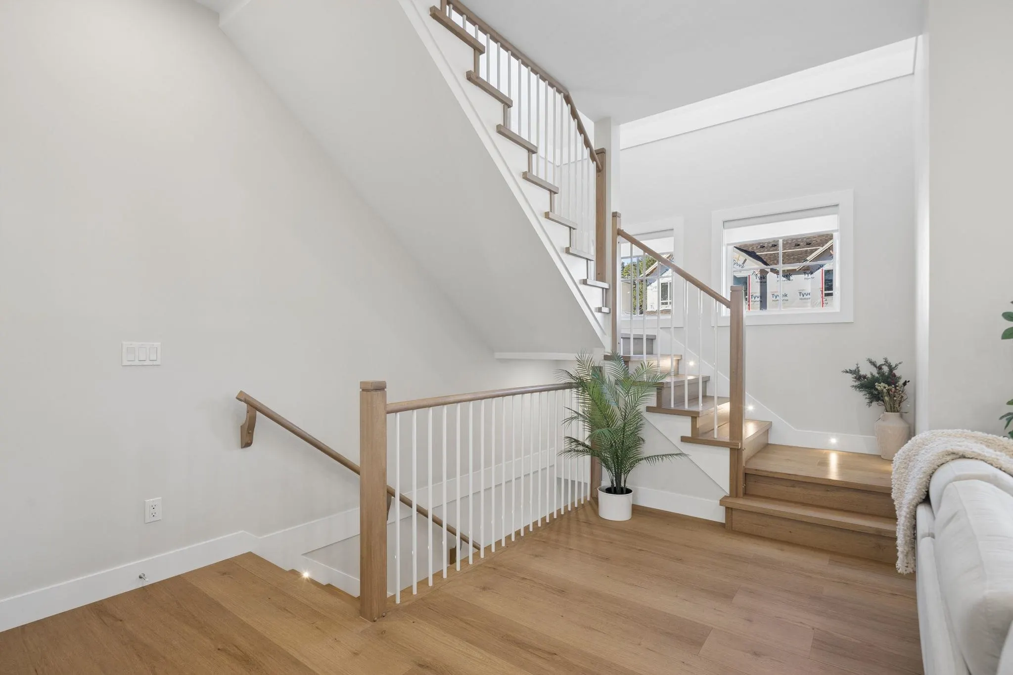 16042 9a Avenue #101