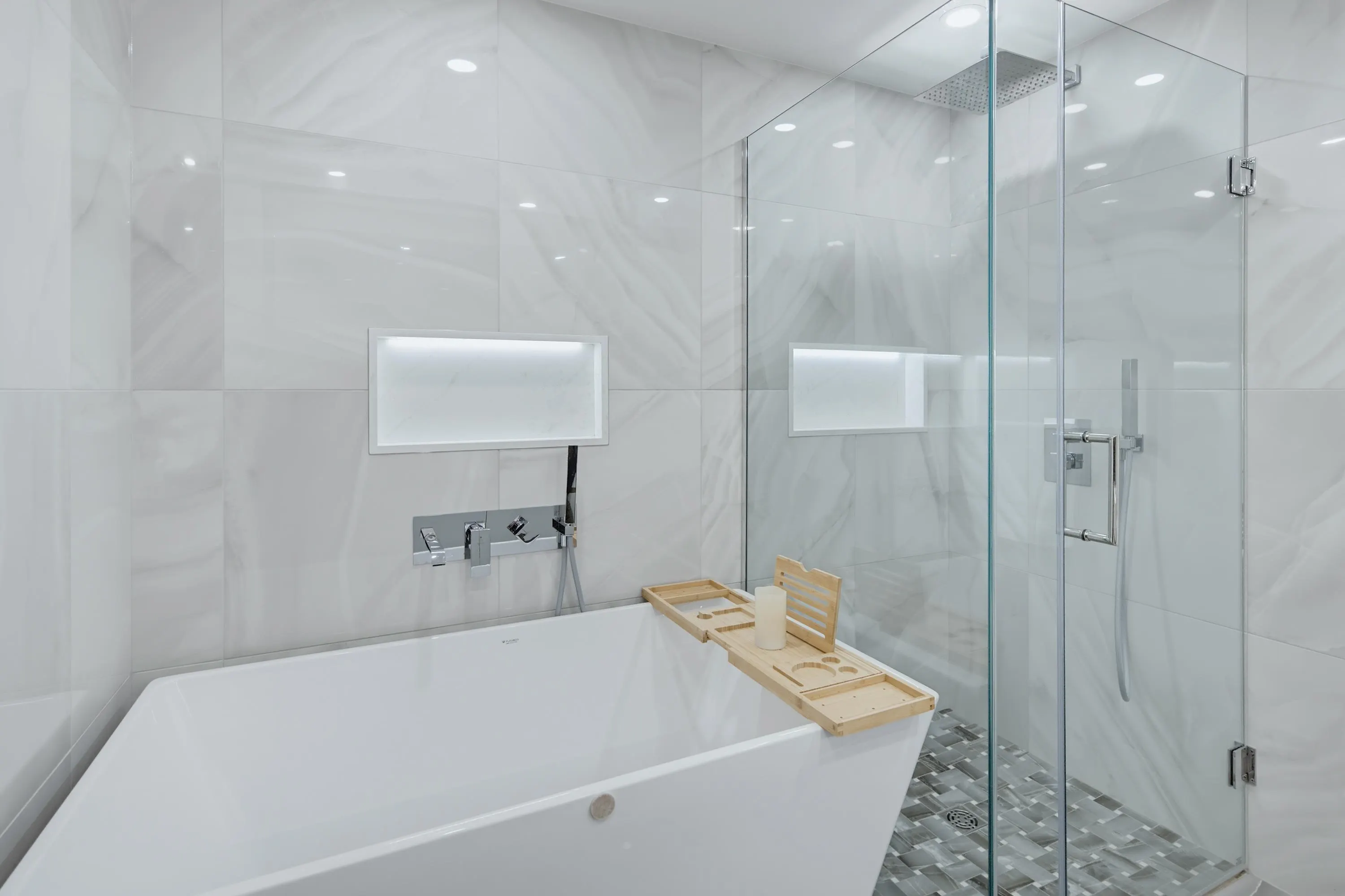 1342 Johnston Road #406