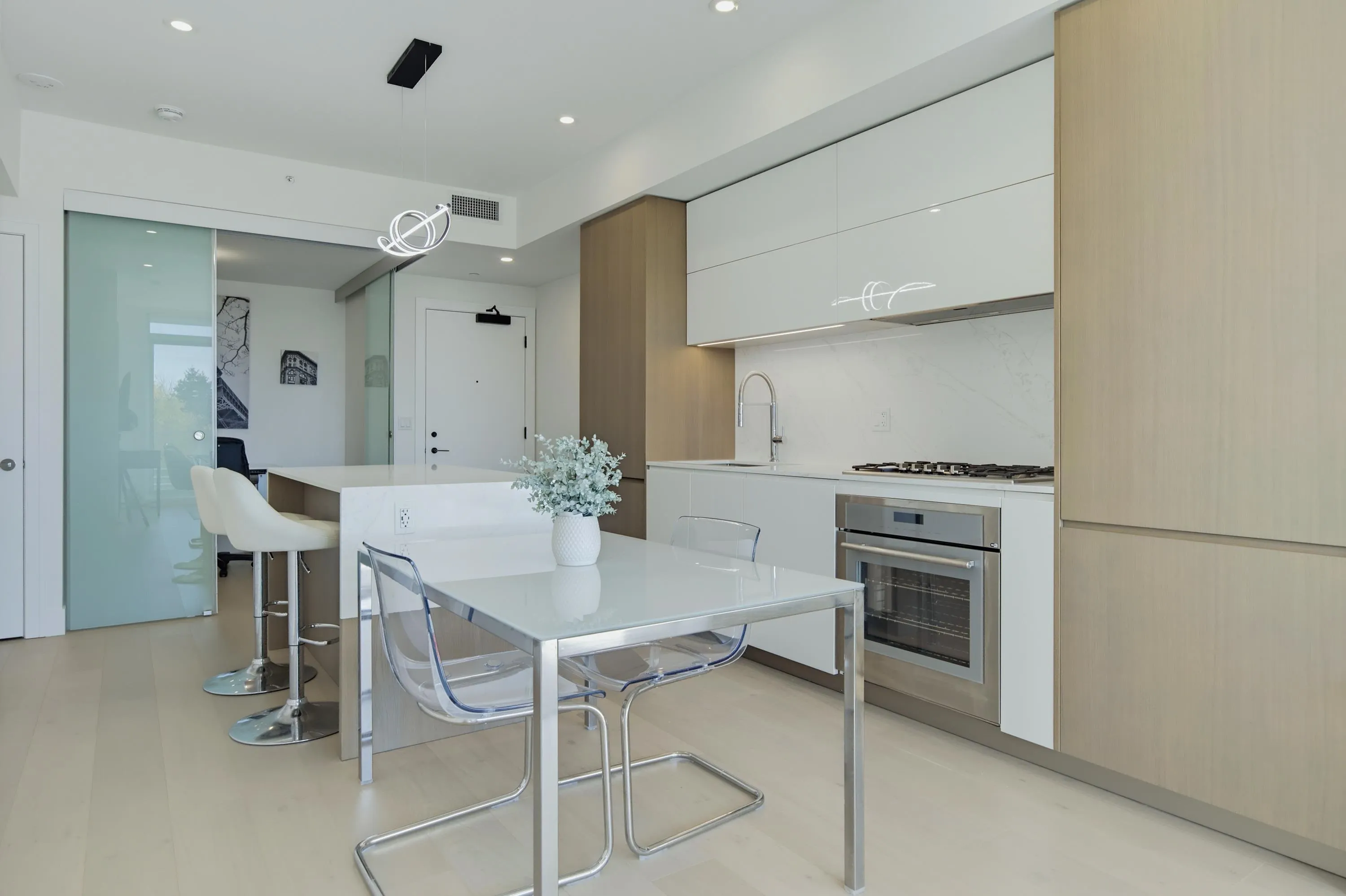1342 Johnston Road #406