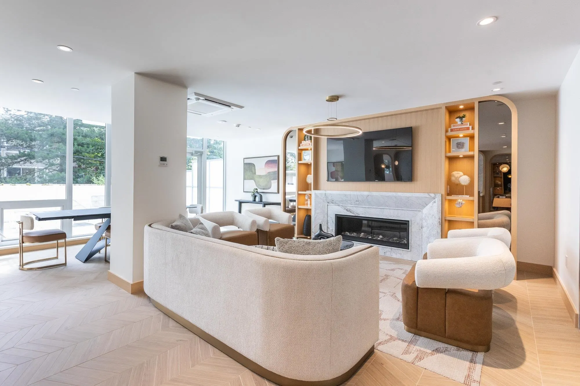 1342 Johnston Road #406