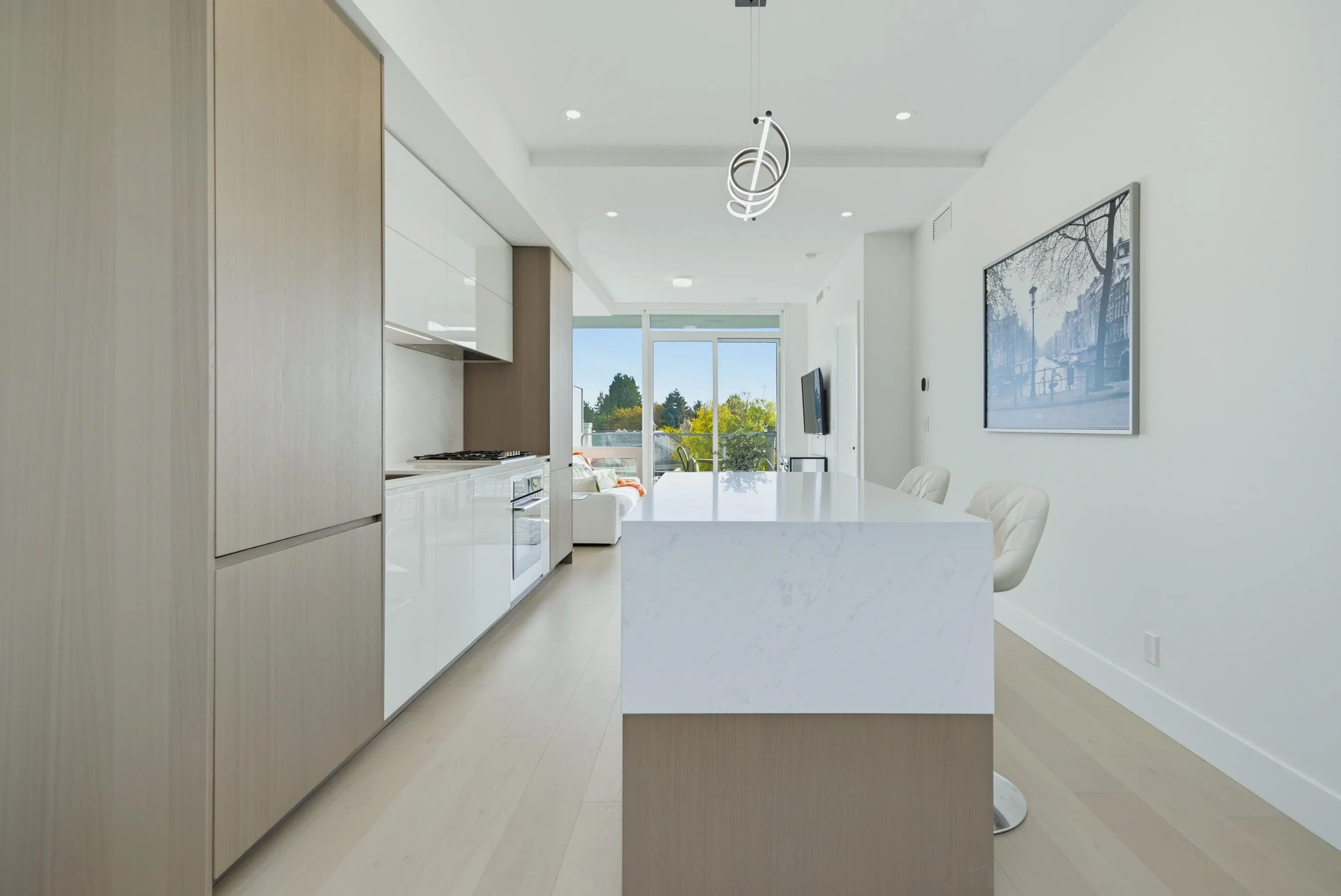 1342 Johnston Road #406