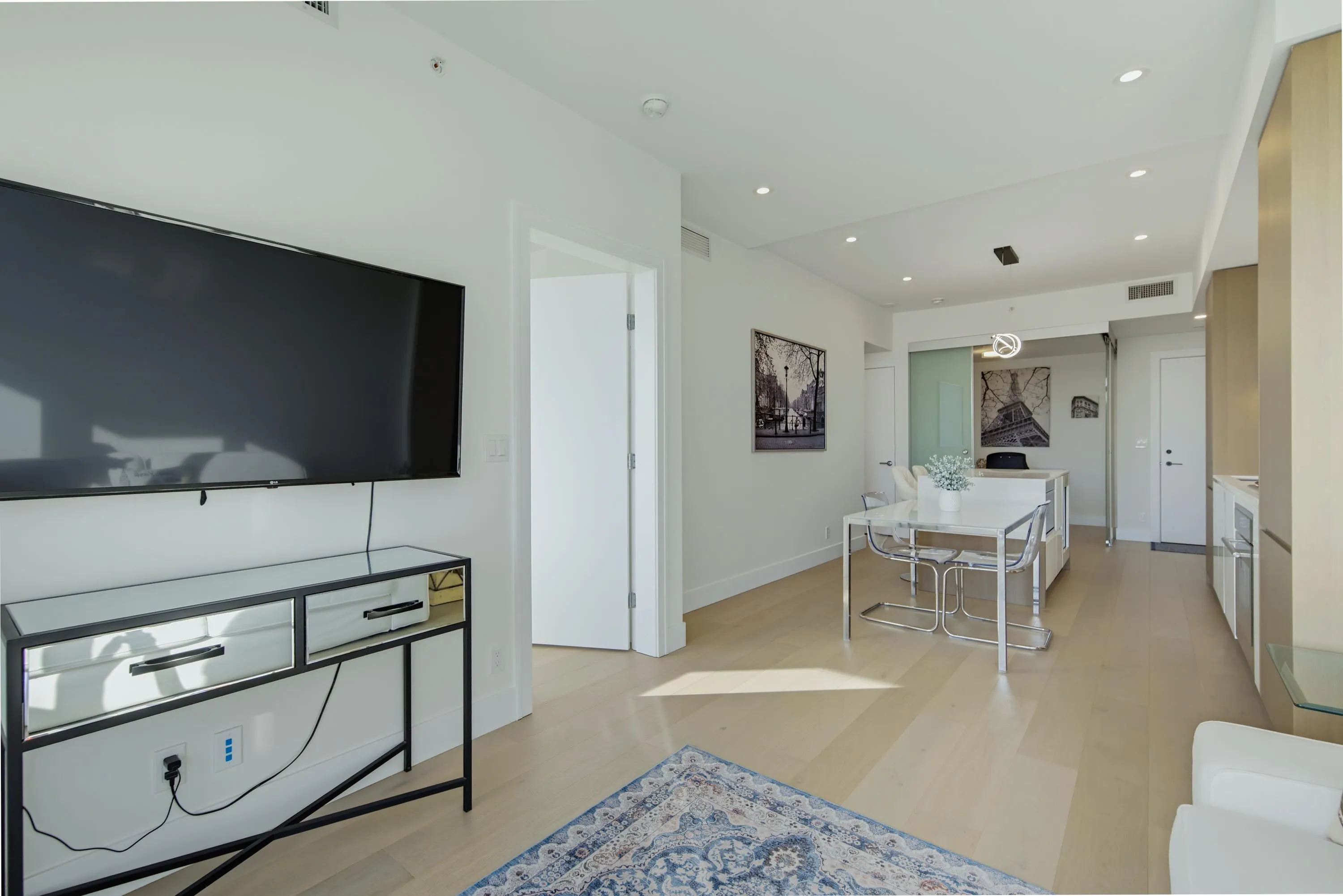 1342 Johnston Road #406
