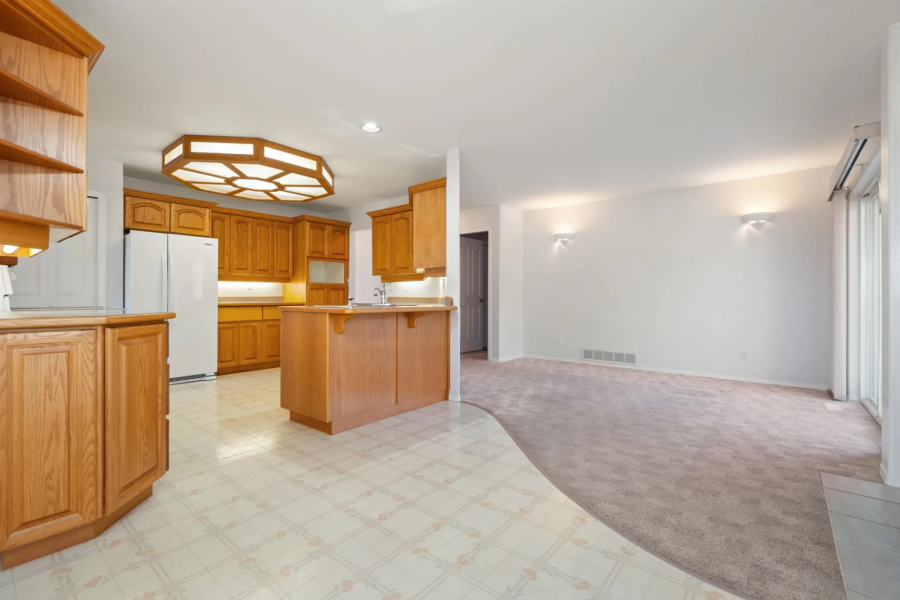 5659 Viewpoint Place