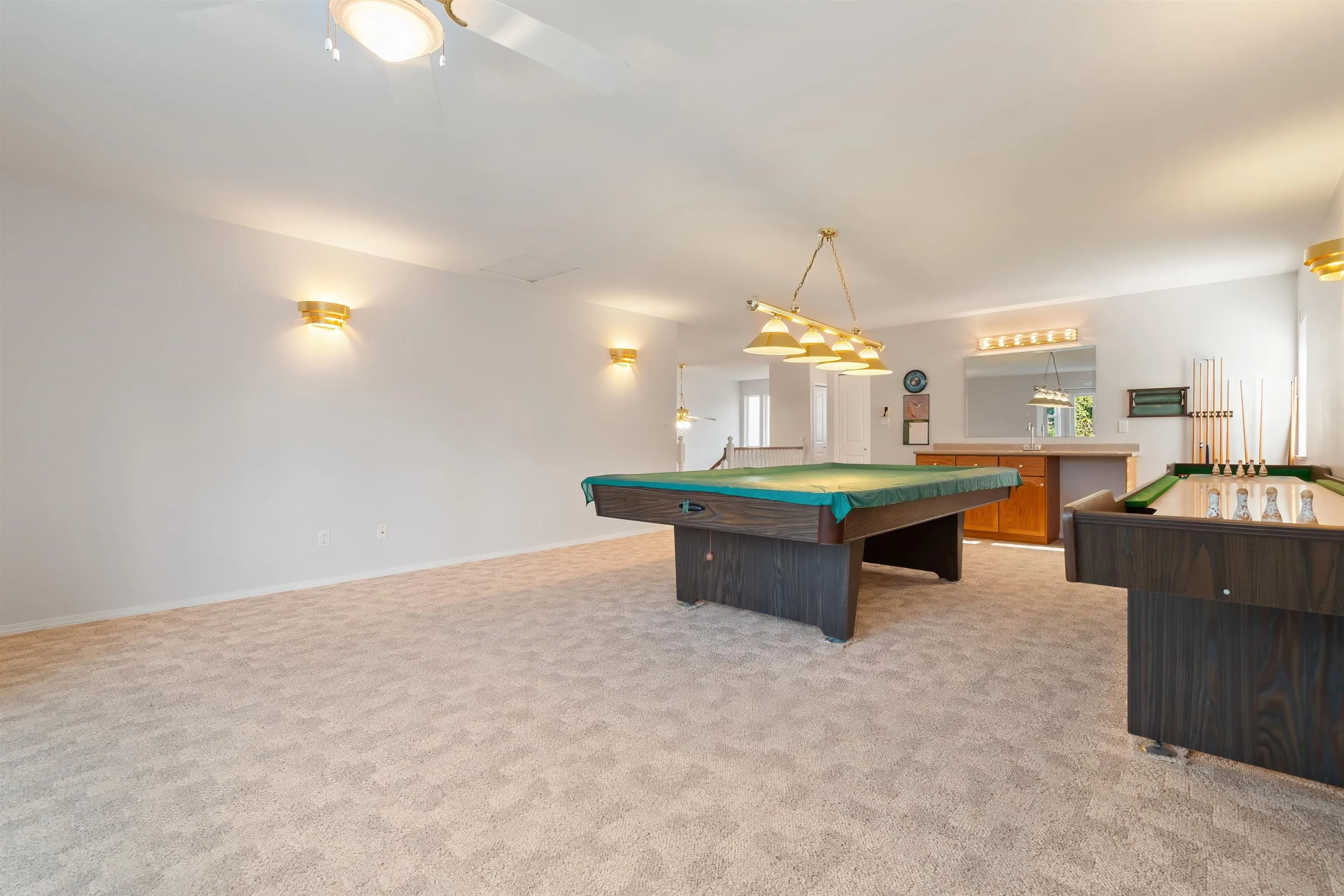 5659 Viewpoint Place