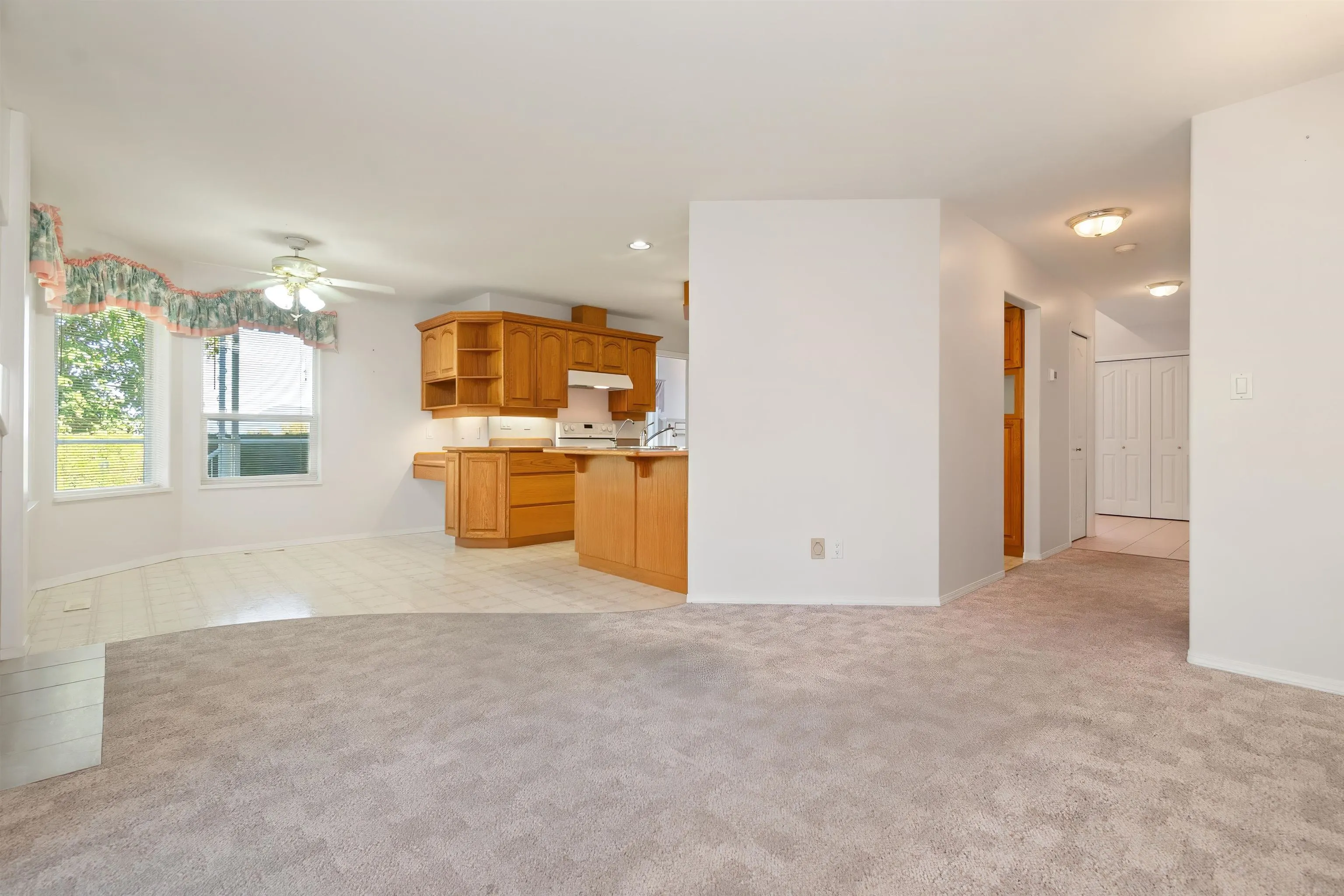5659 Viewpoint Place