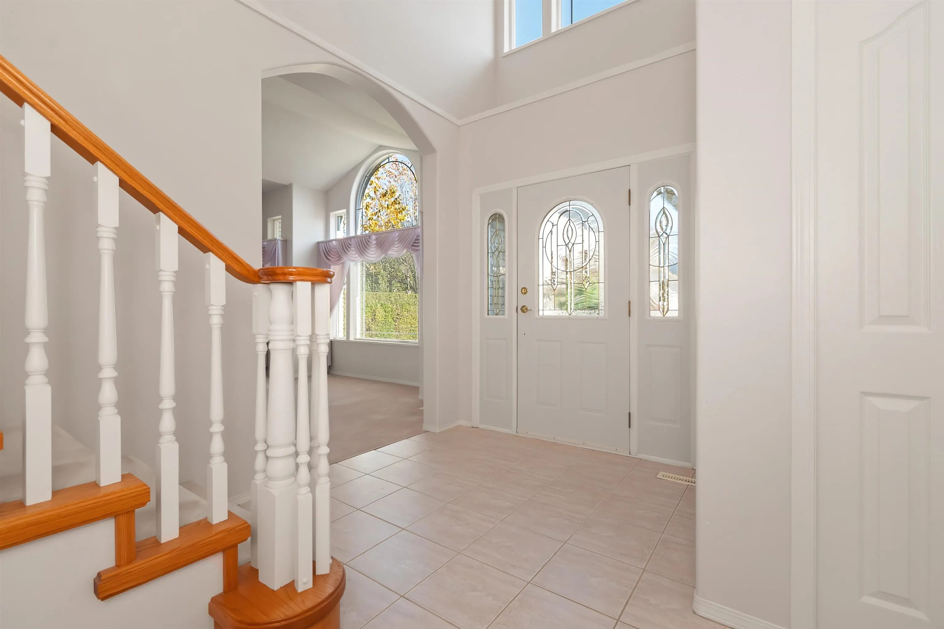 5659 Viewpoint Place