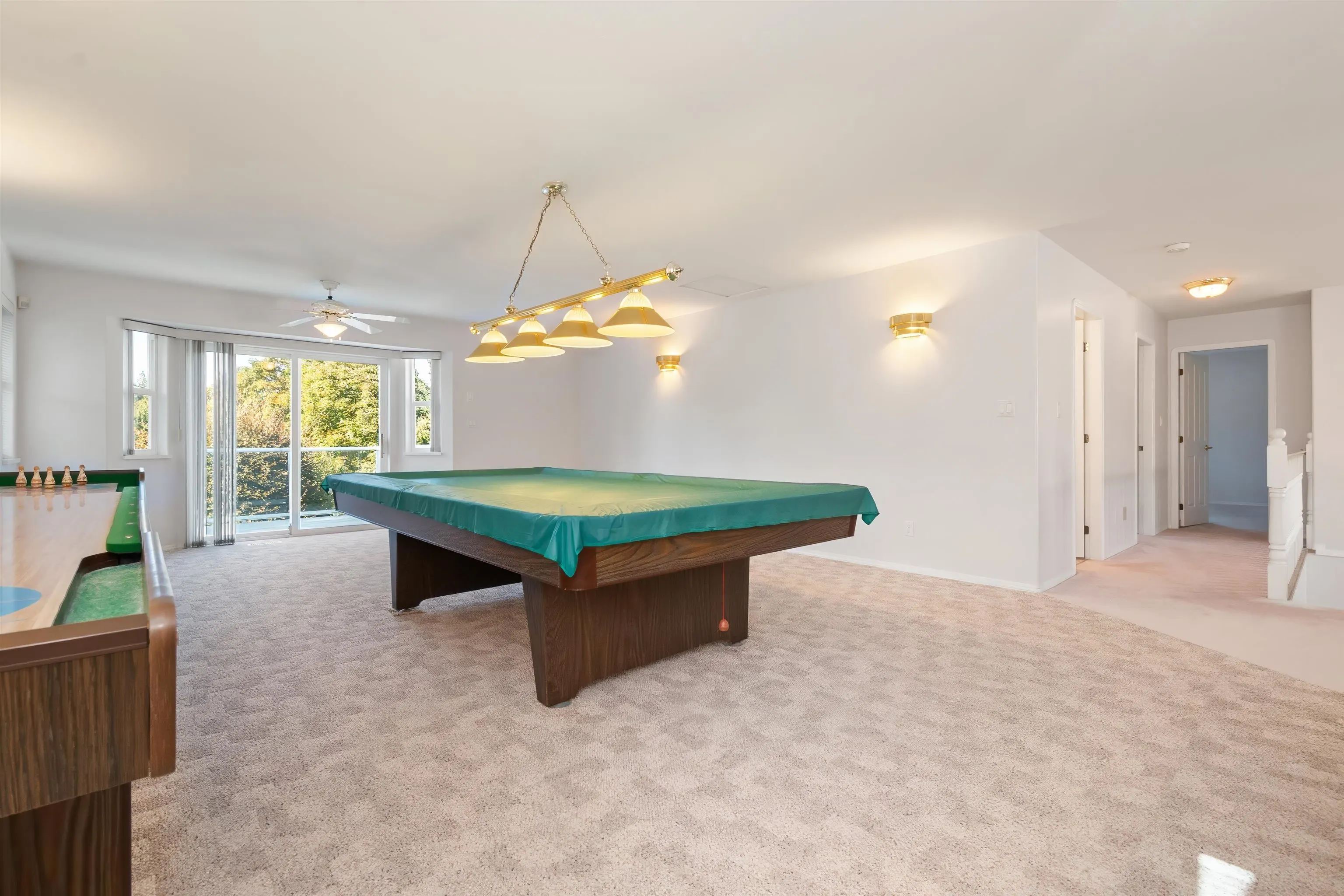 5659 Viewpoint Place