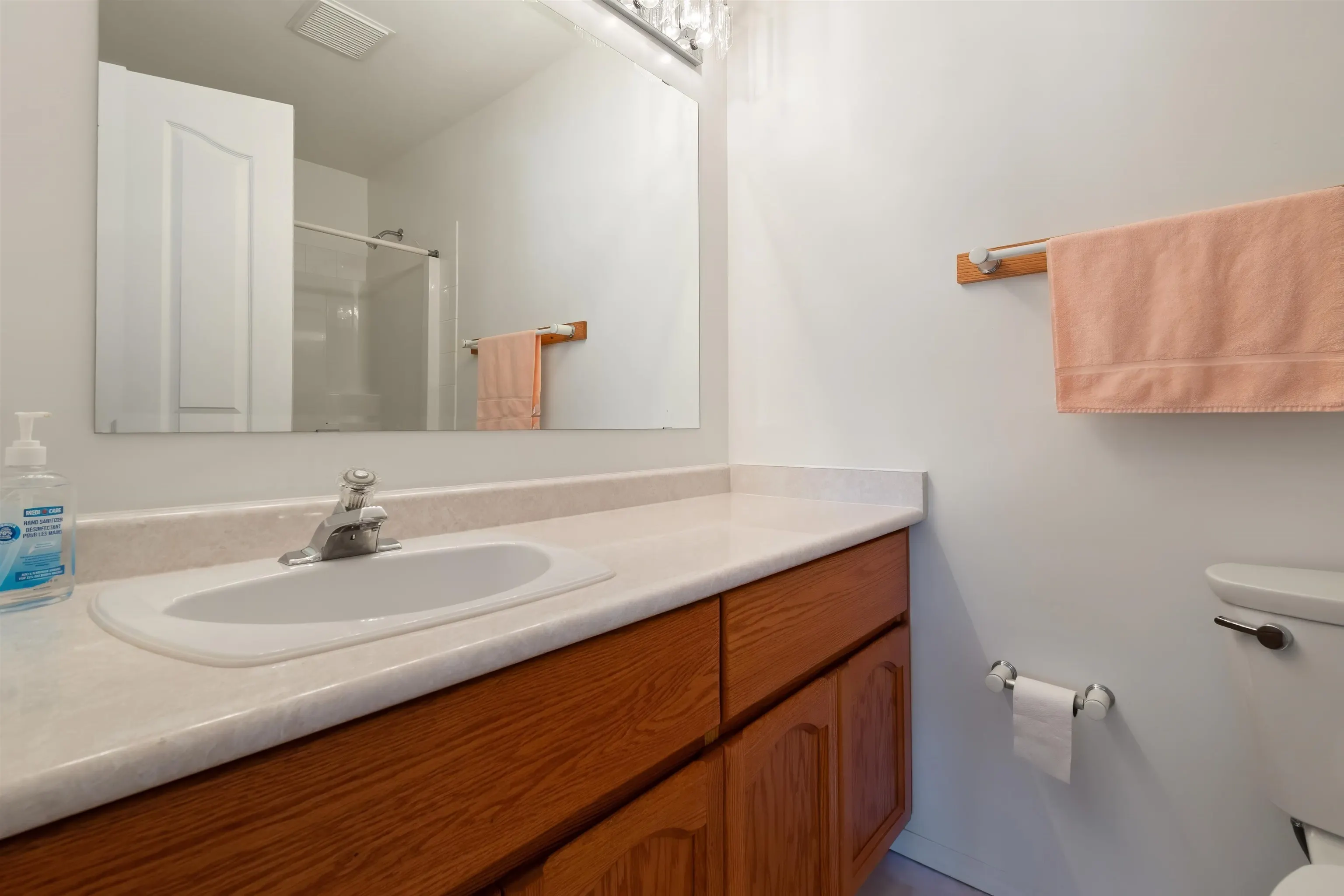 5659 Viewpoint Place