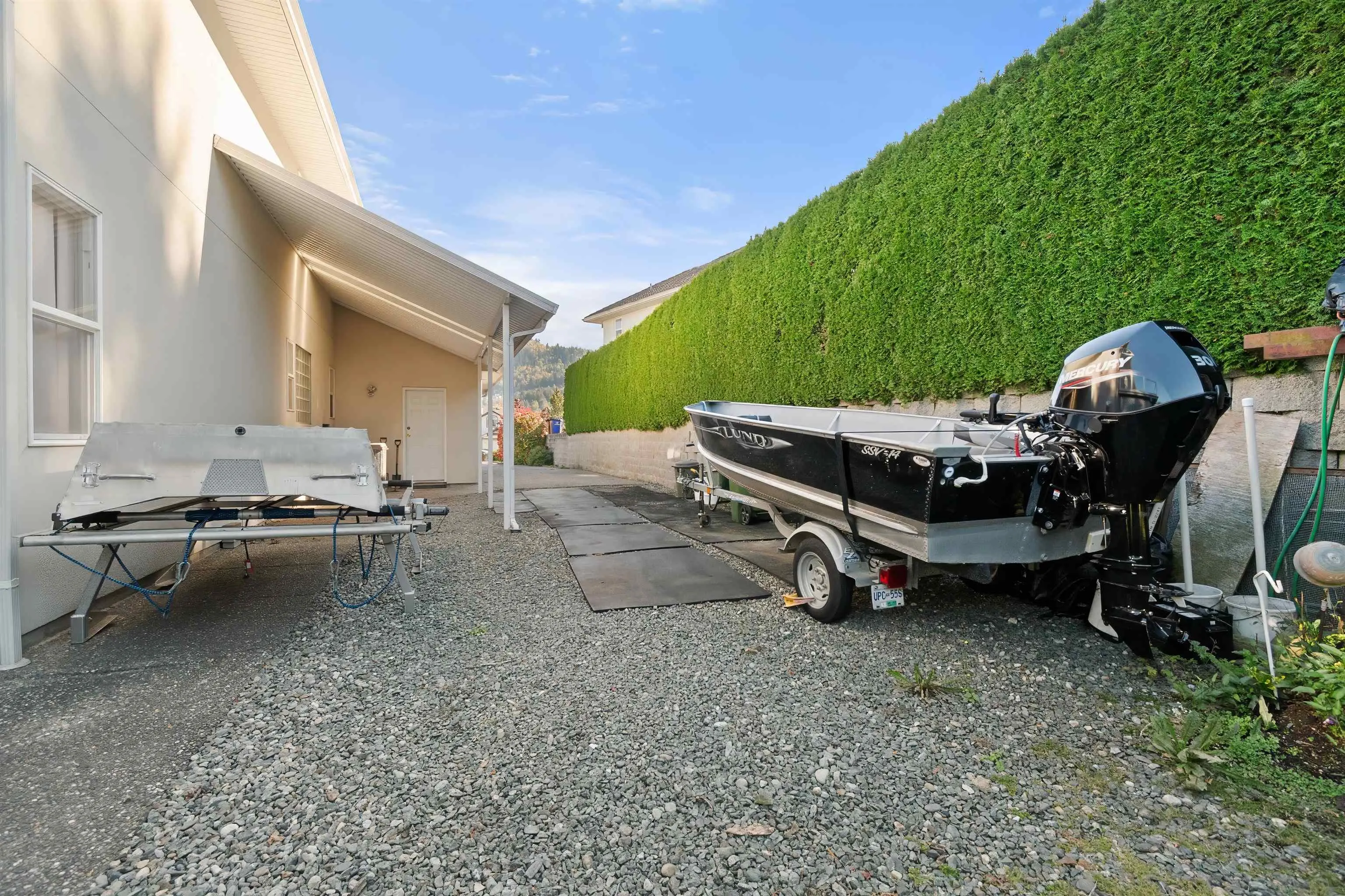 5659 Viewpoint Place