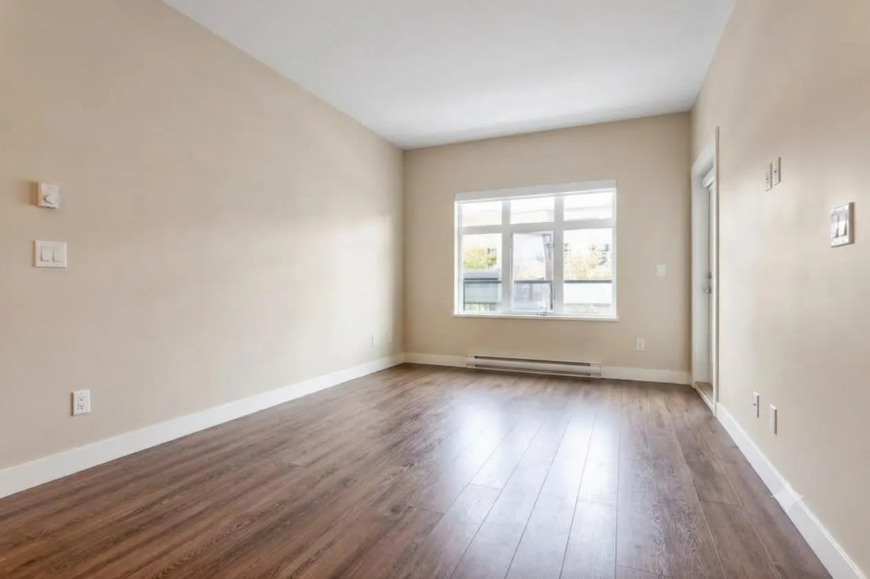 4710 Hastings Street #202