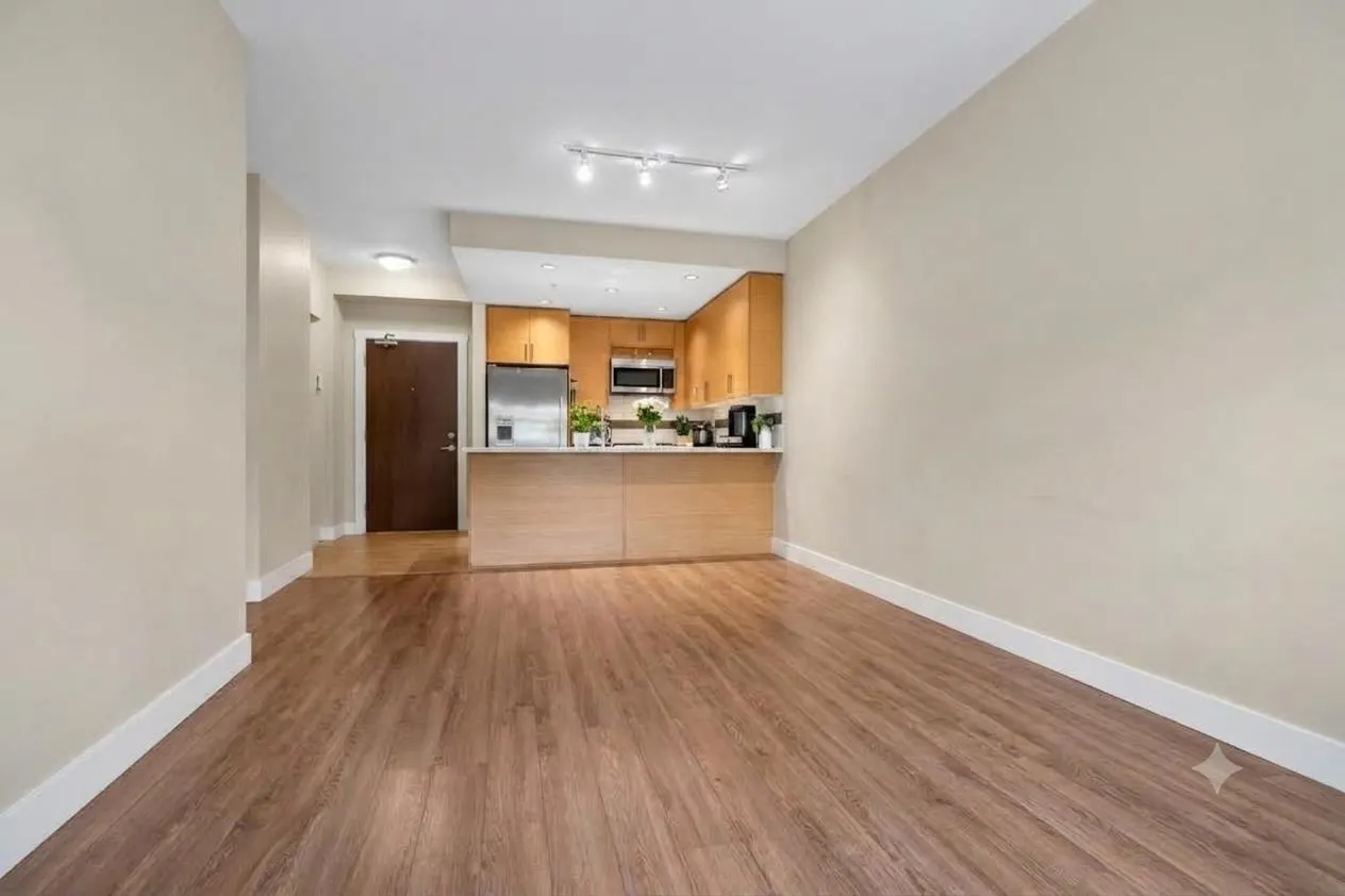 4710 Hastings Street #202