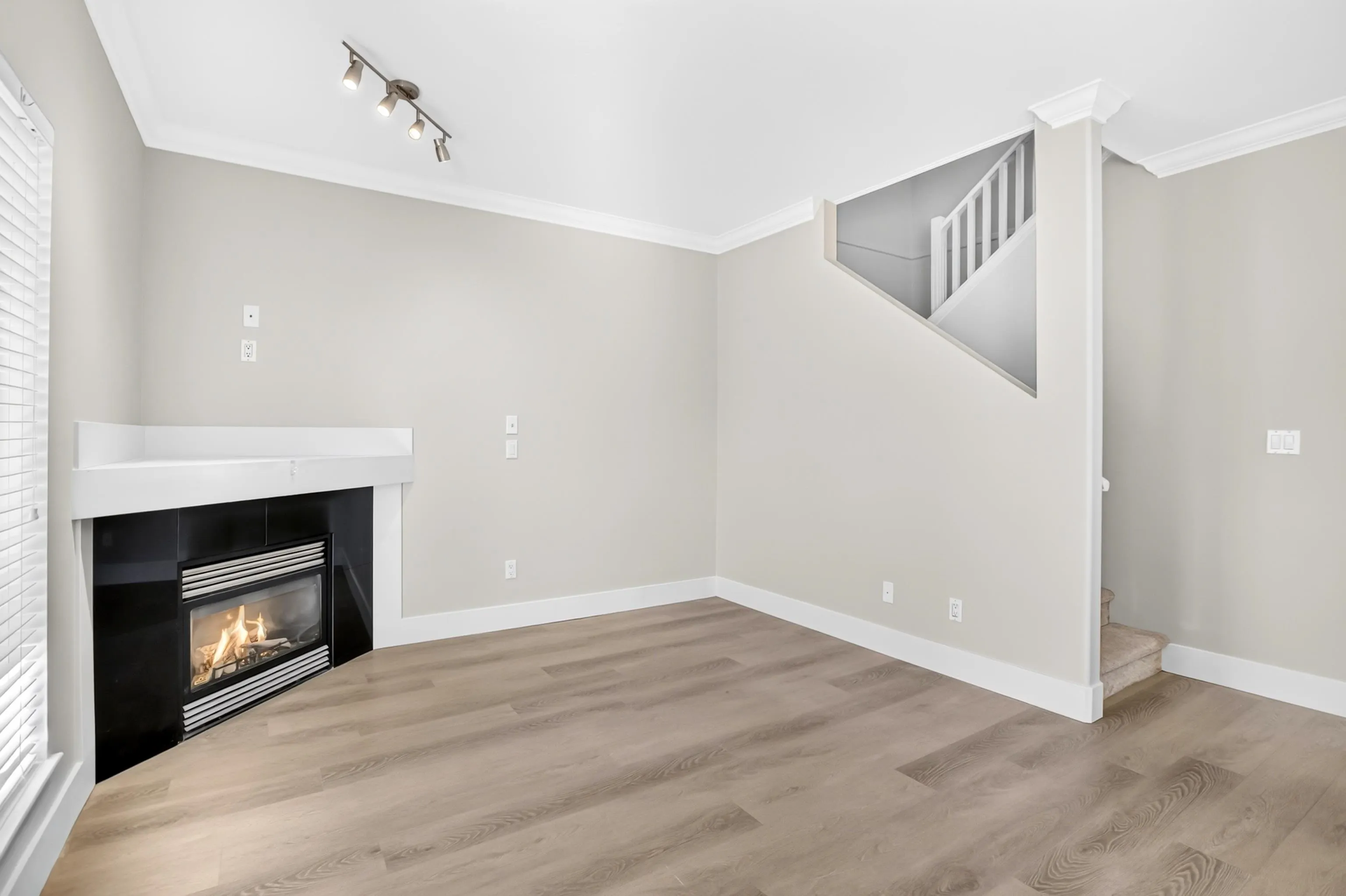 18221 68 Avenue #72