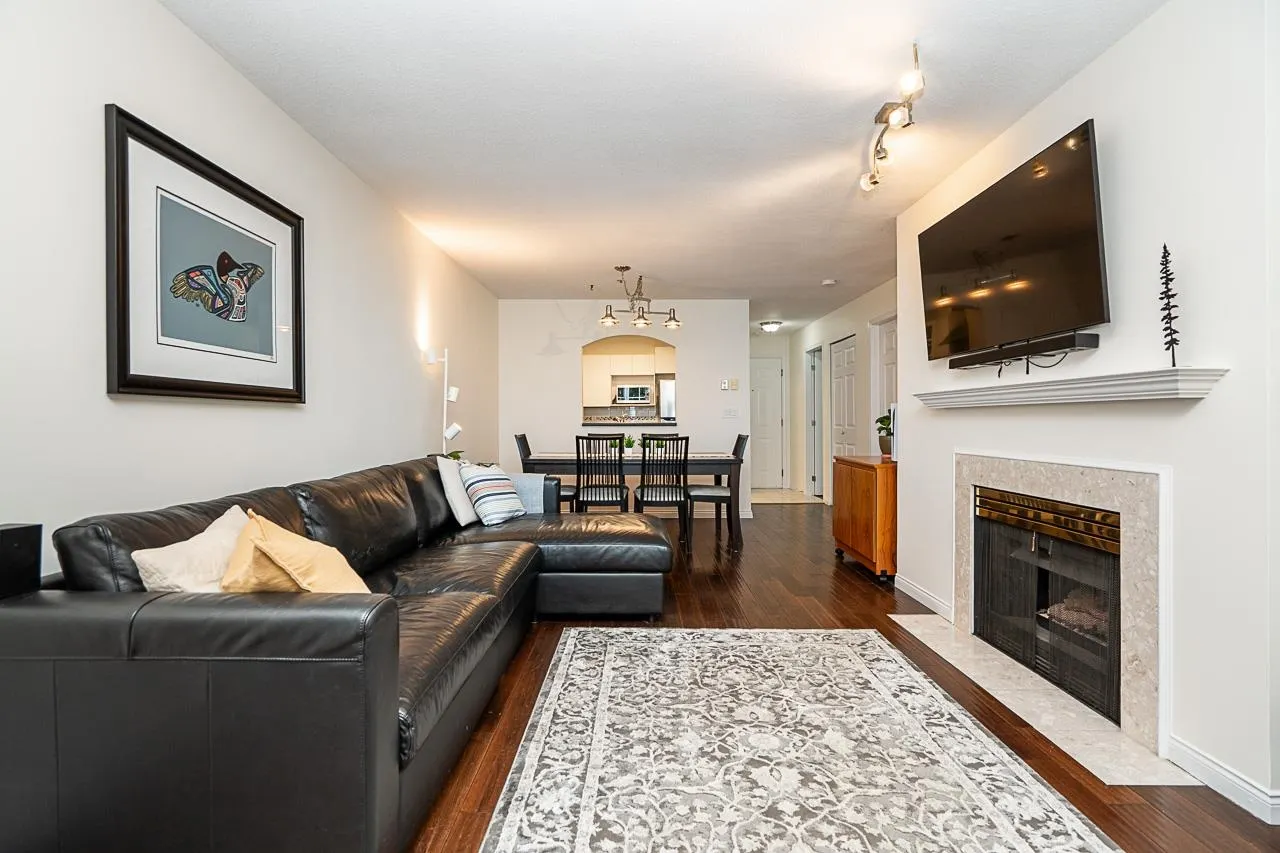 2975 Princess Crescent #211