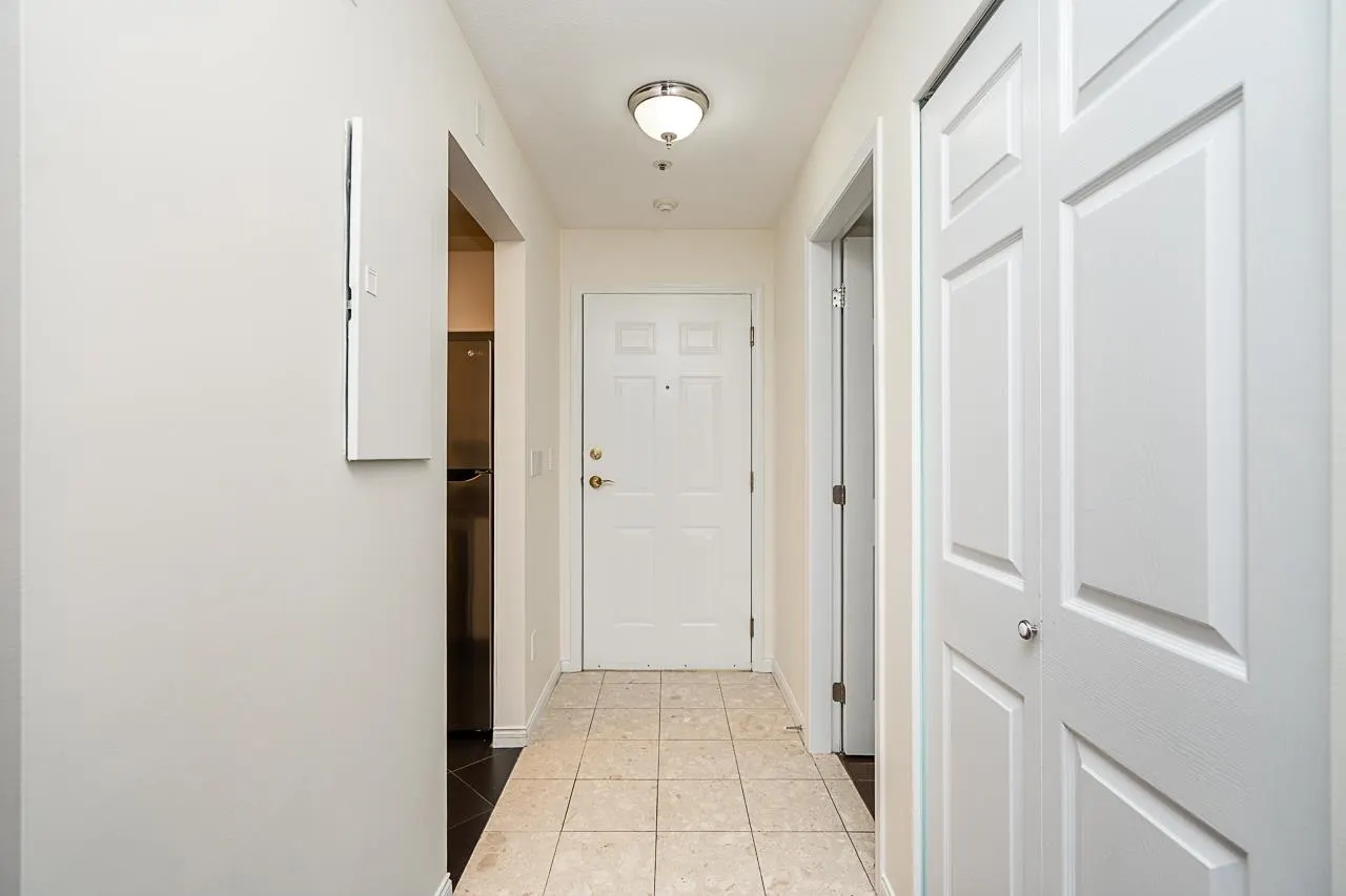 2975 Princess Crescent #211