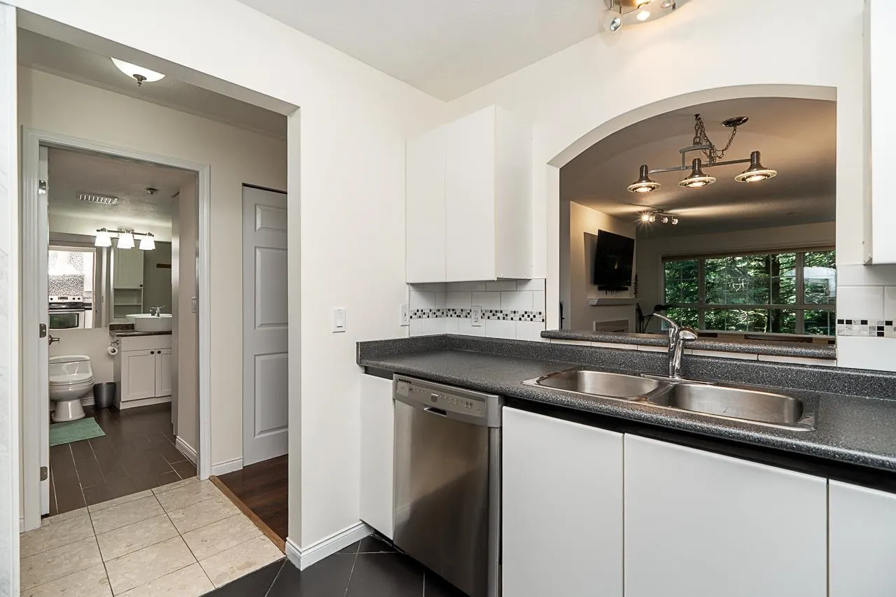 2975 Princess Crescent #211