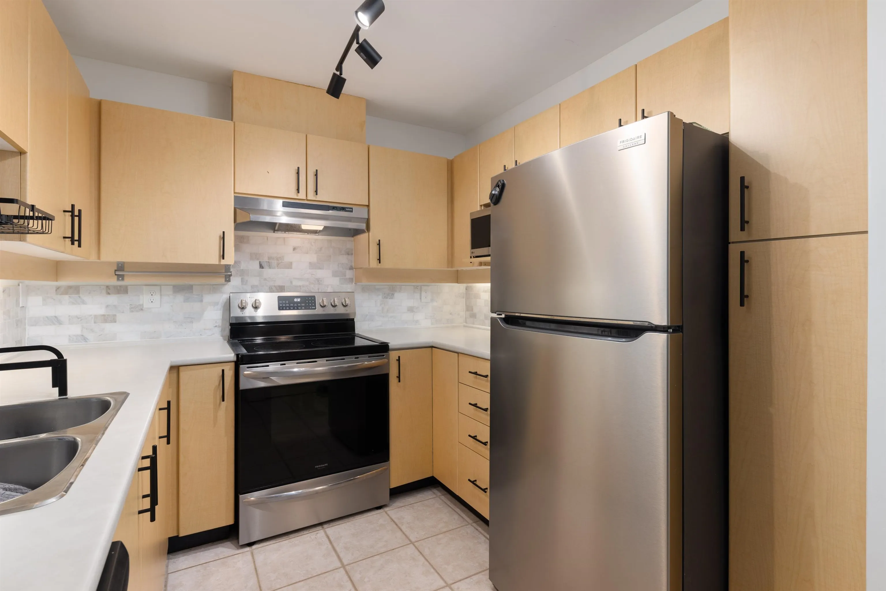 7038 21st Avenue #415