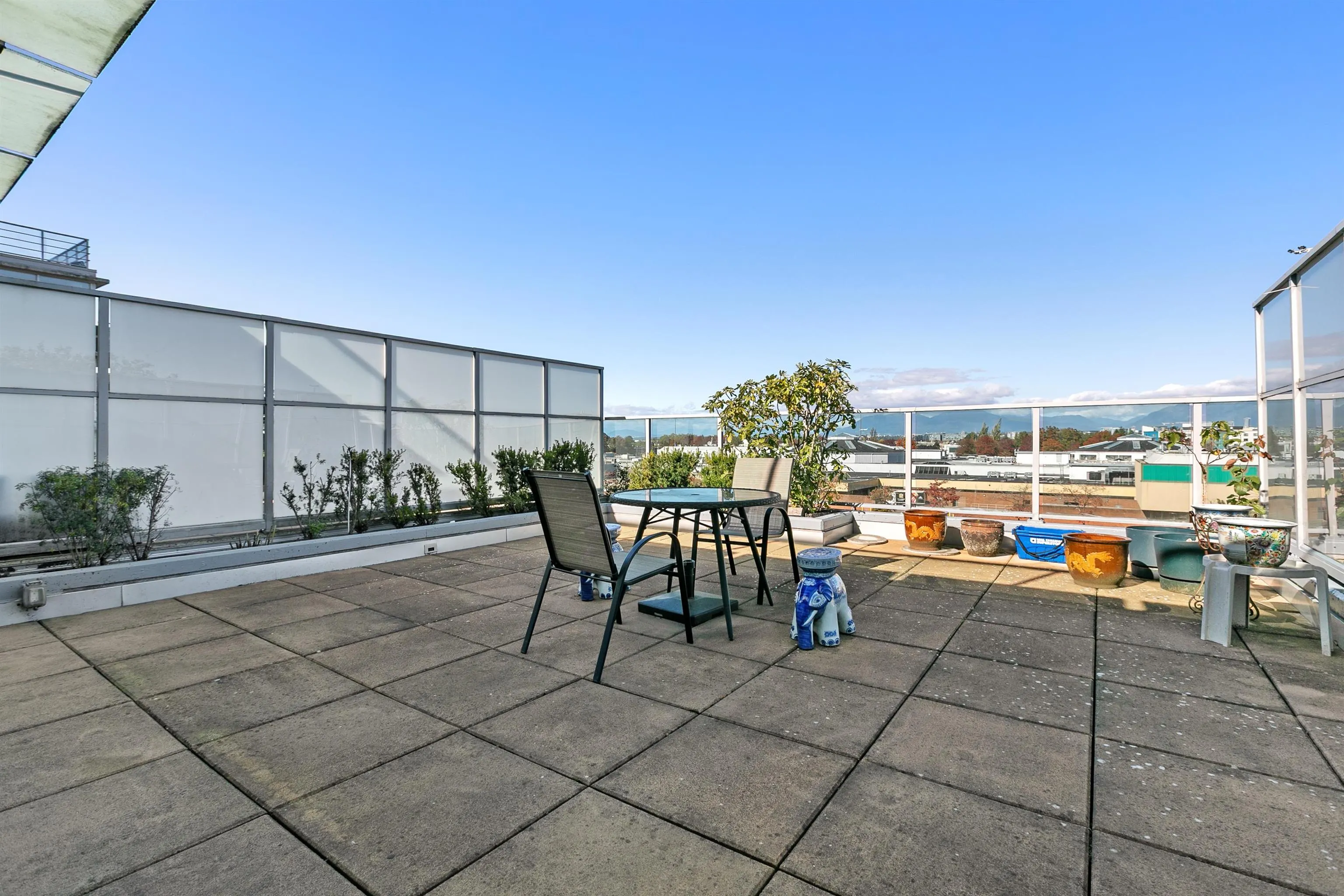 5599 Cooney Road #516