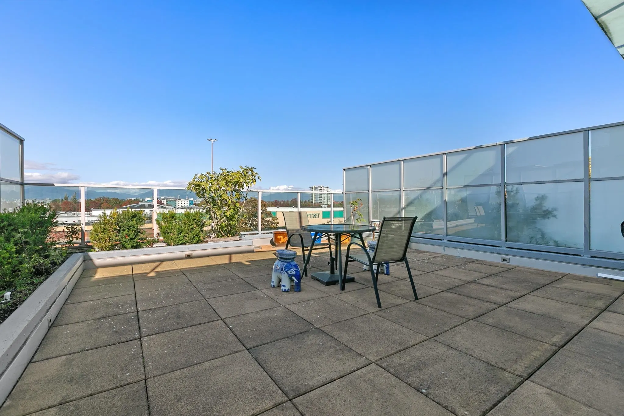 5599 Cooney Road #516