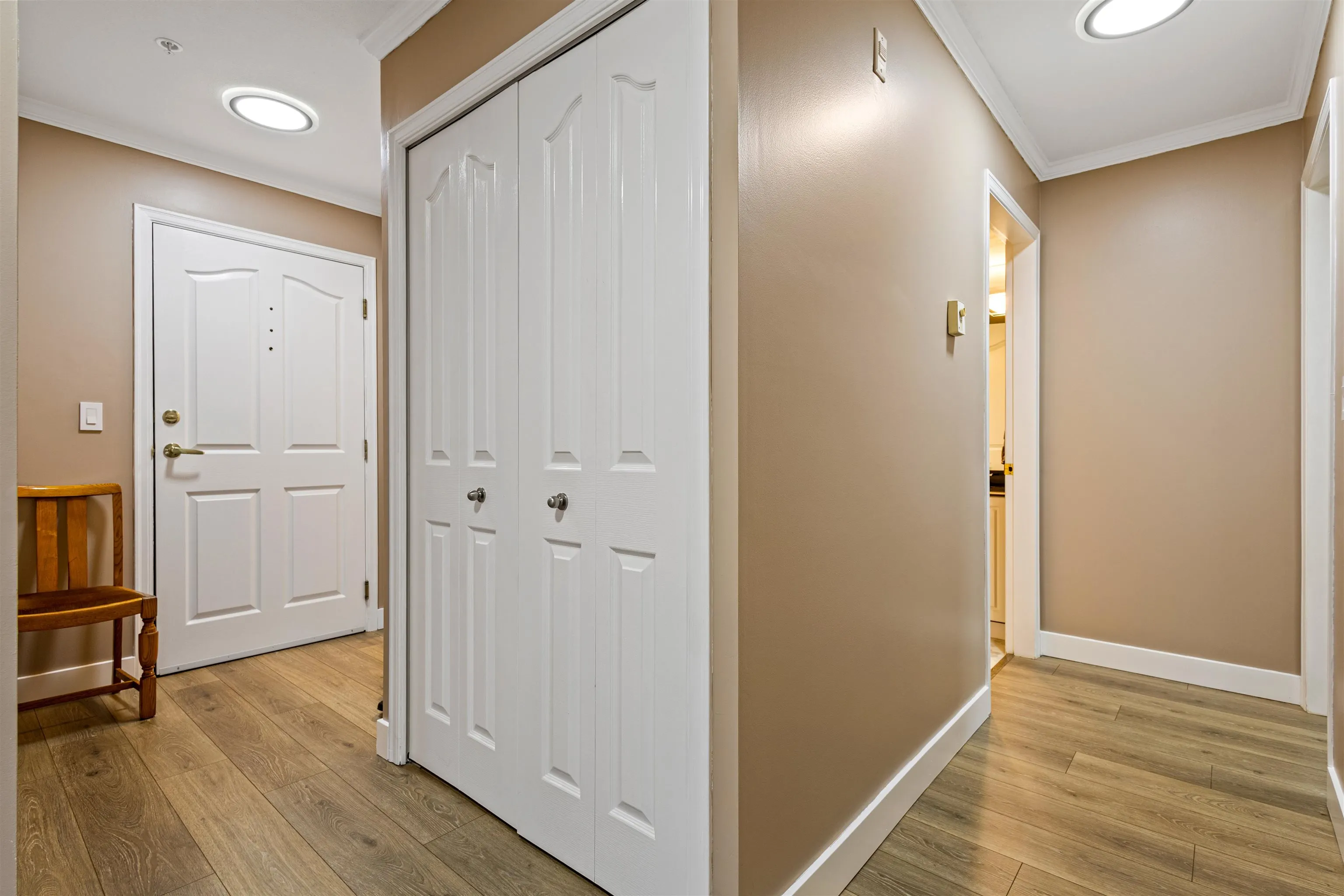 32120 Mt Waddington Avenue #206
