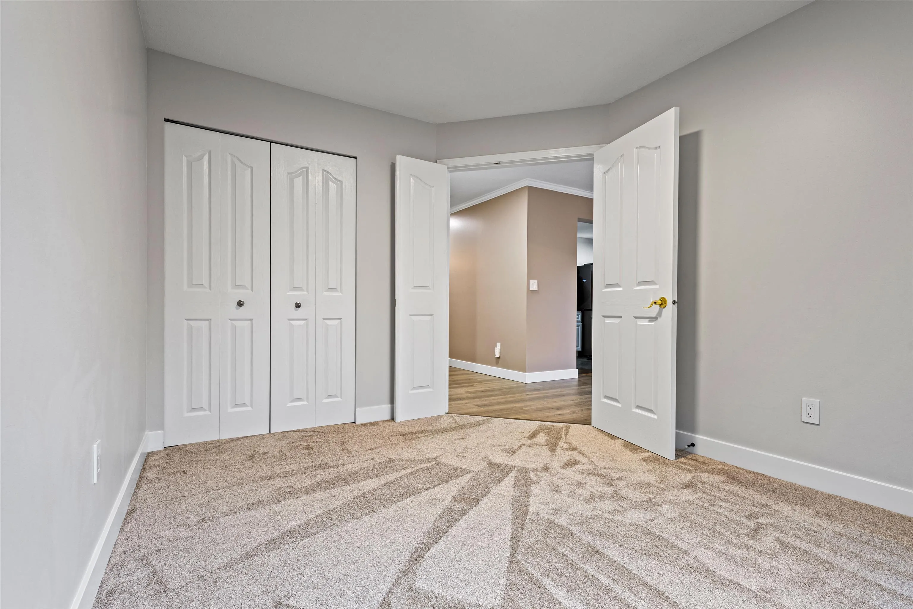 32120 Mt Waddington Avenue #206
