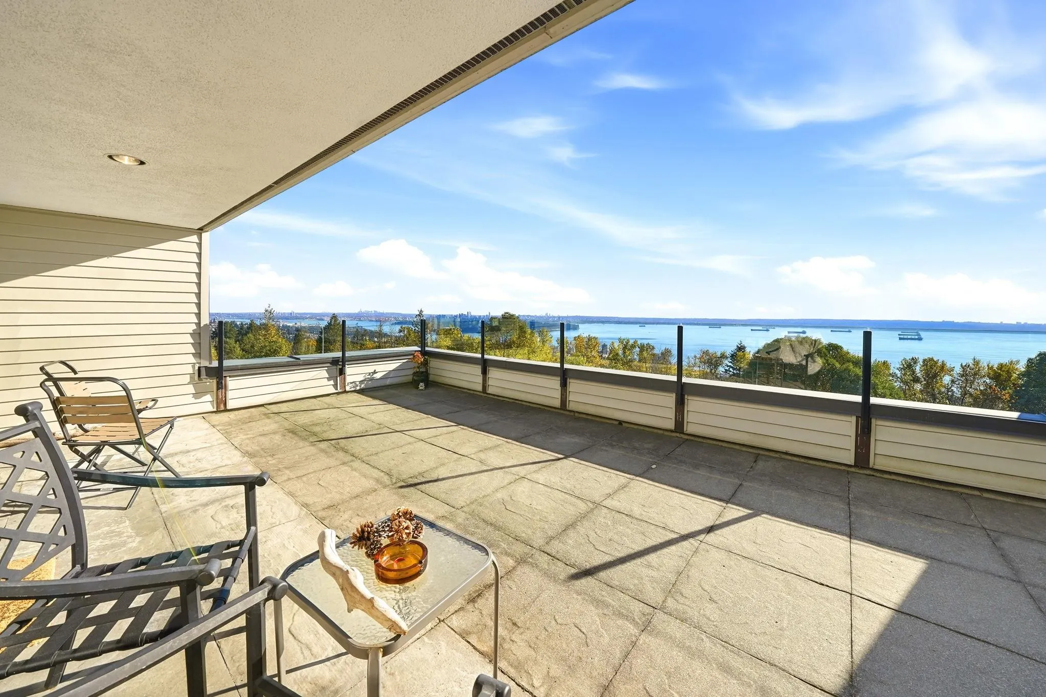 2231 Folkestone Way #22
