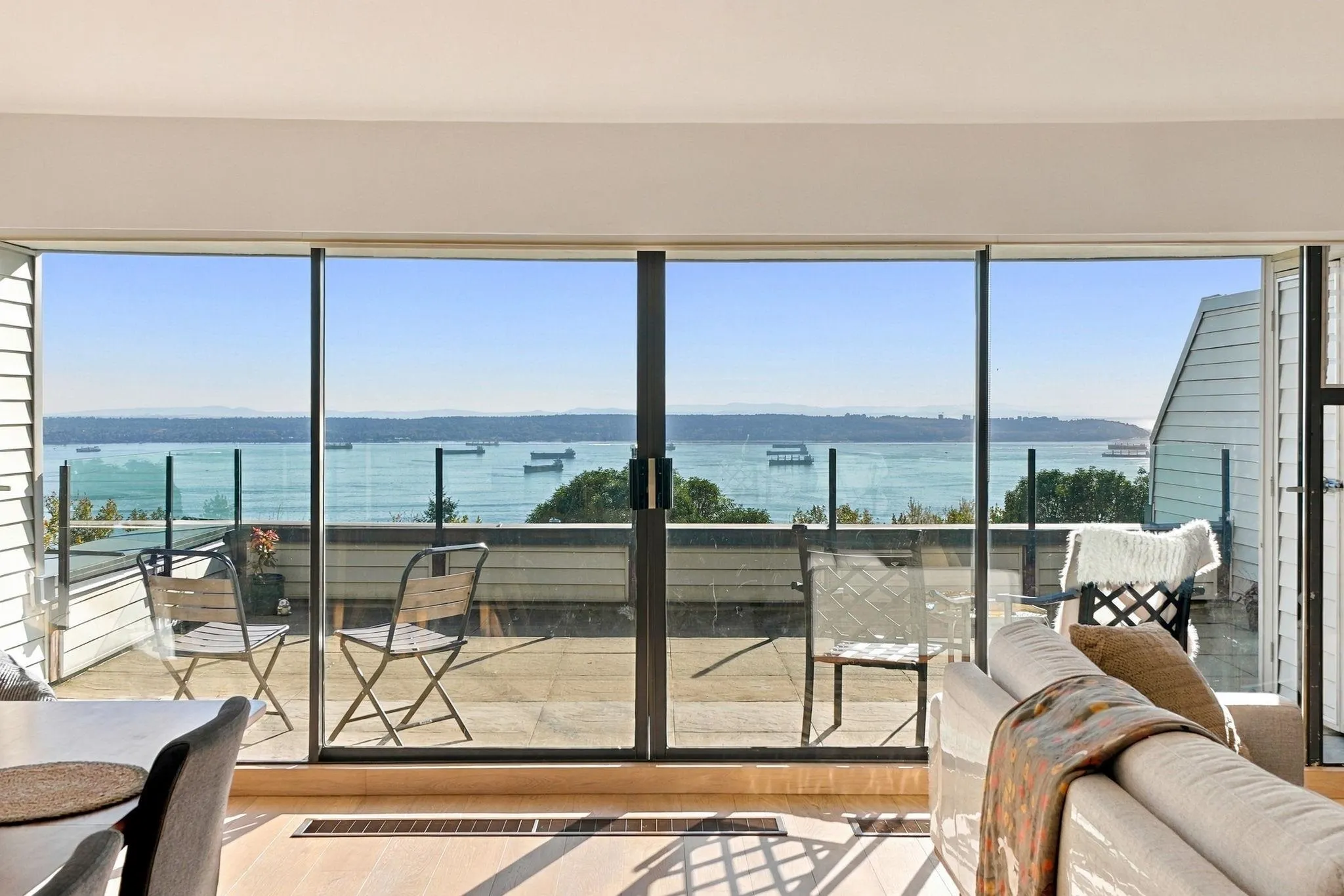 2231 Folkestone Way #22