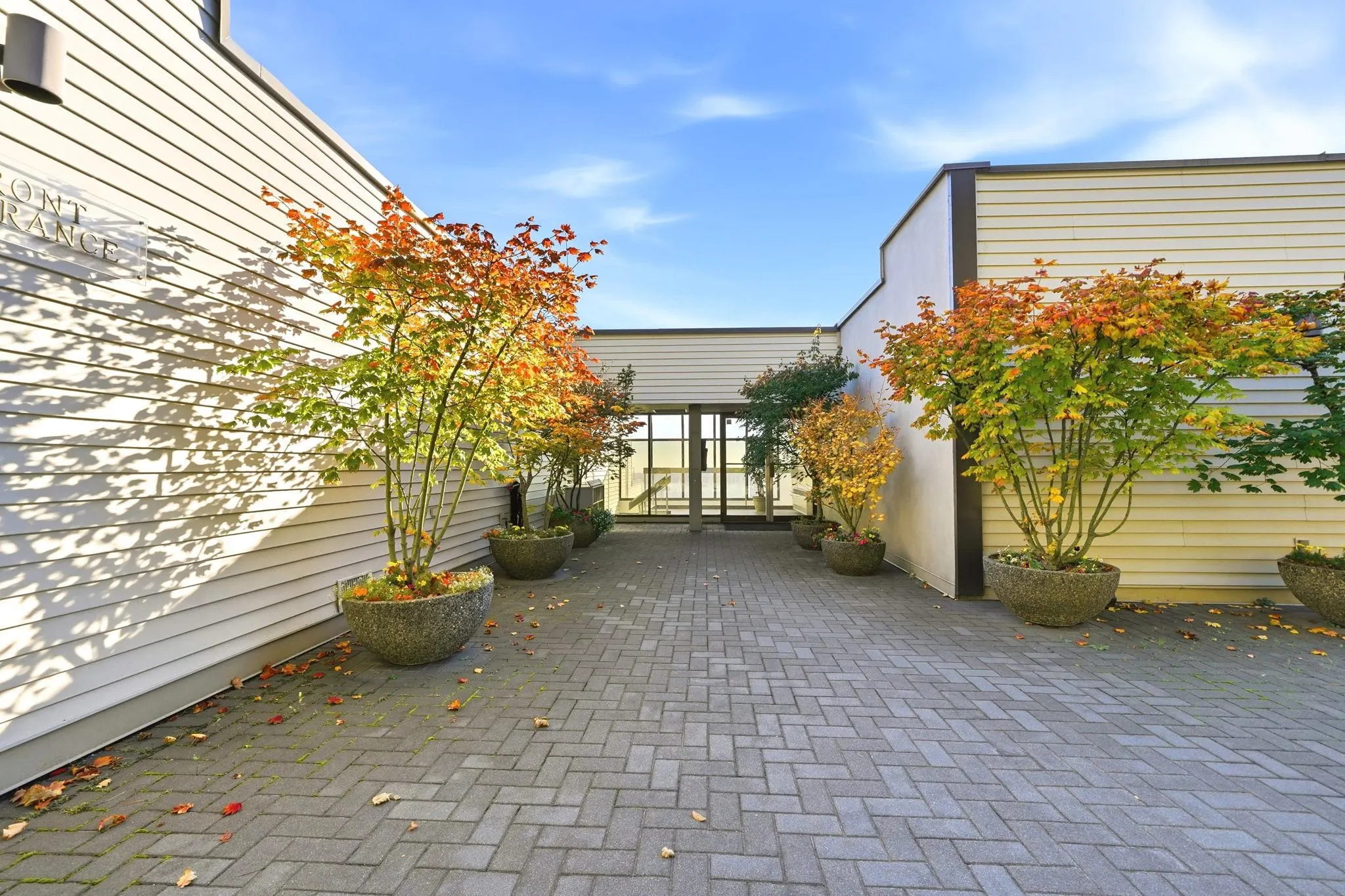 2231 Folkestone Way #22