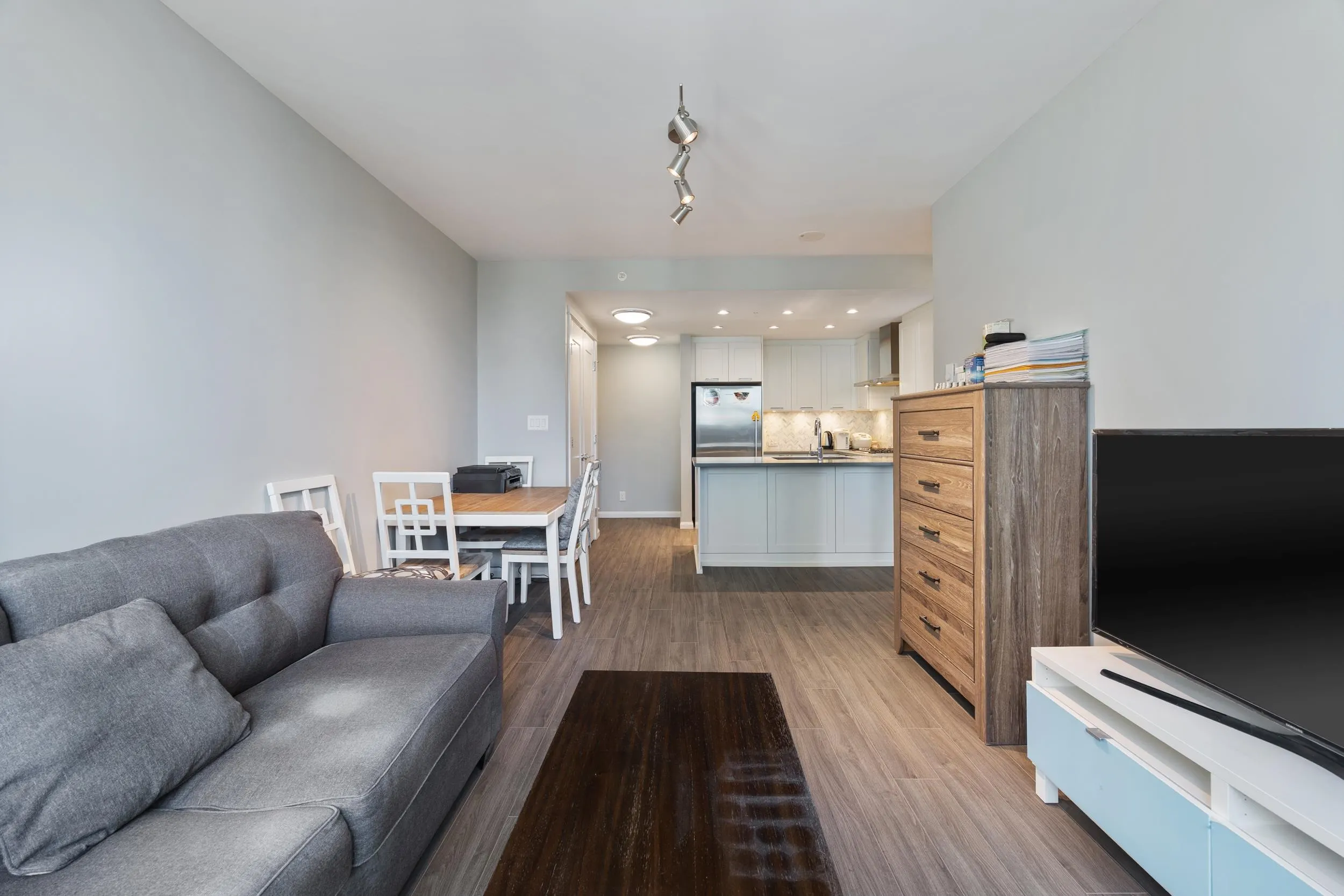 520 Como Lake Avenue #1401