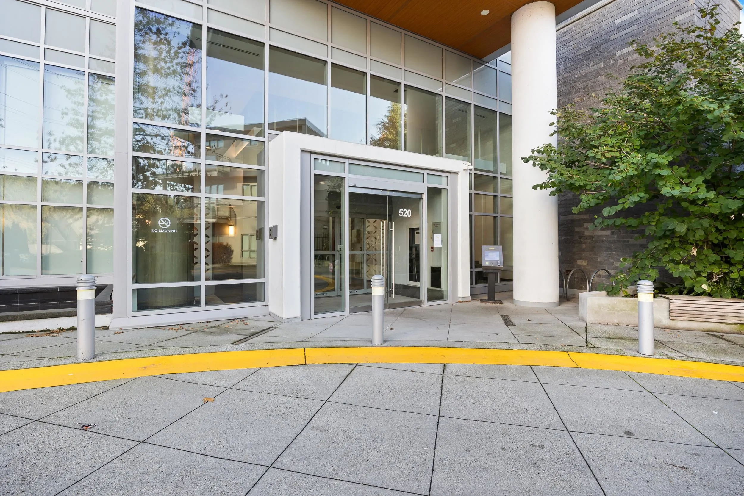 520 Como Lake Avenue #1401