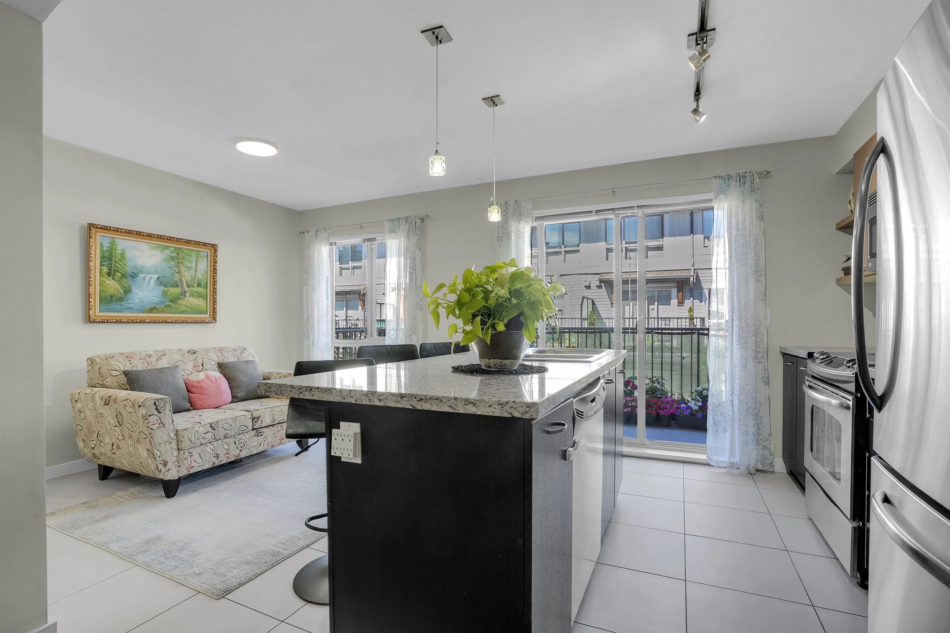 6671 121 Street #101