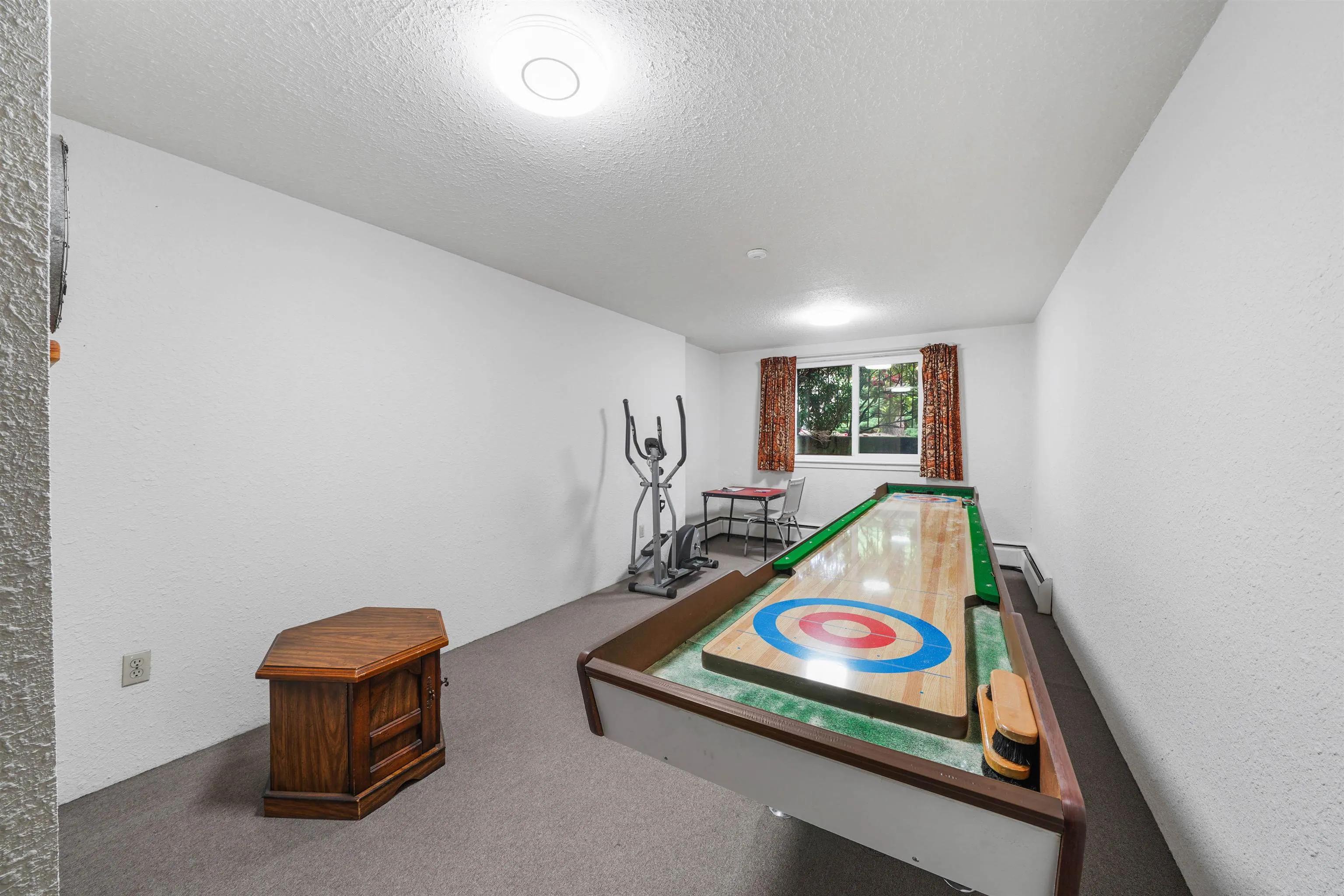 371 Ellesmere Avenue #302