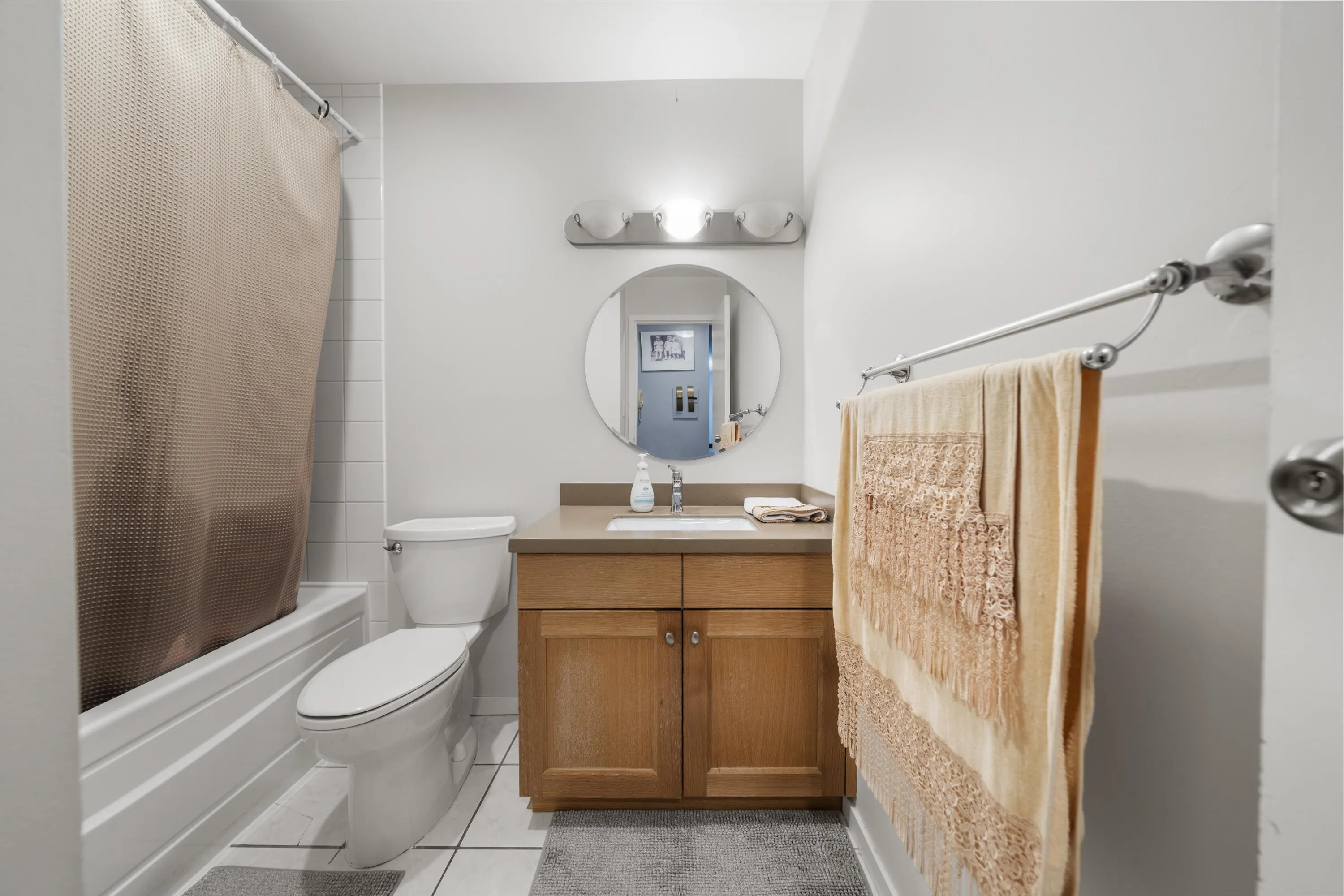 371 Ellesmere Avenue #302