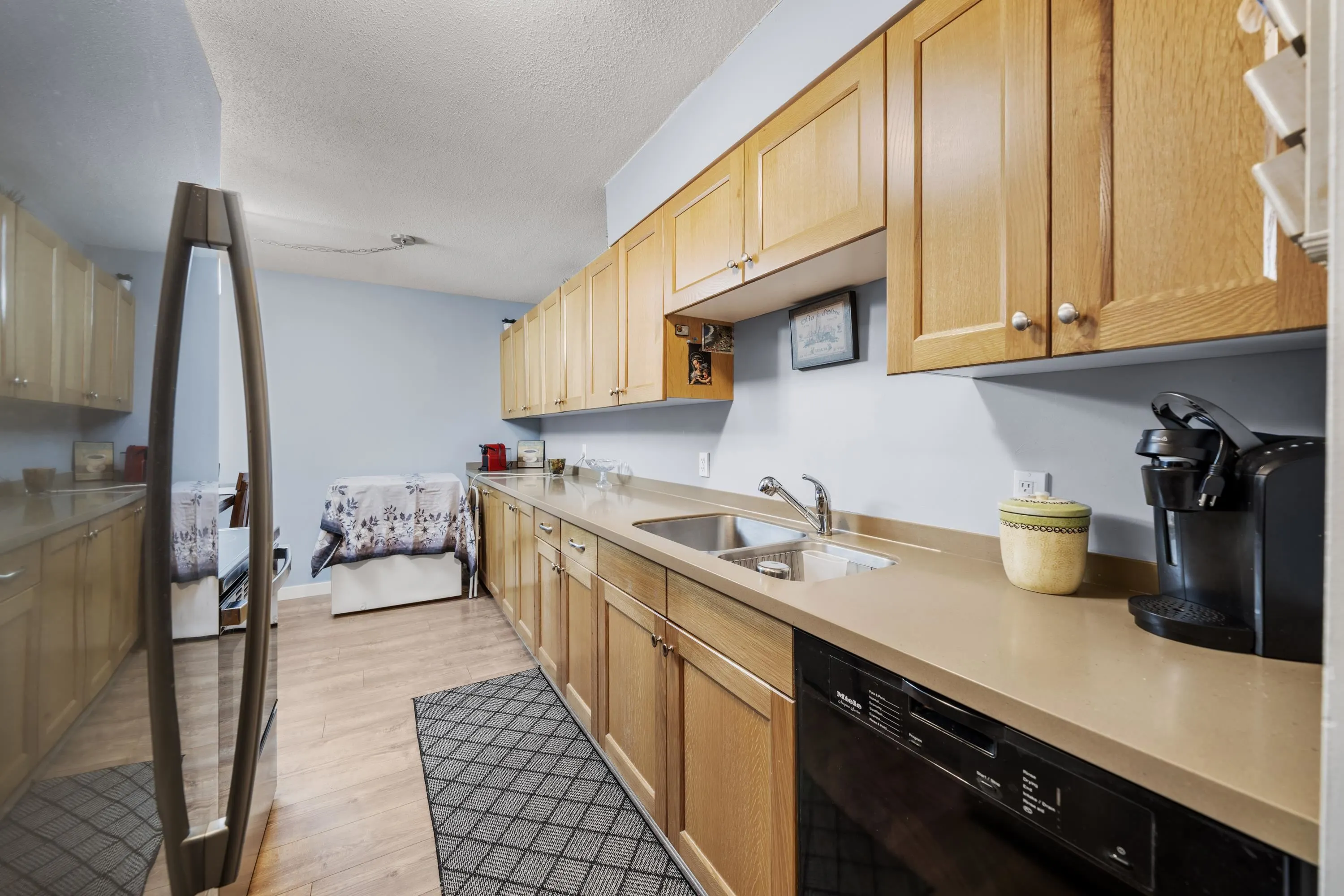 371 Ellesmere Avenue #302
