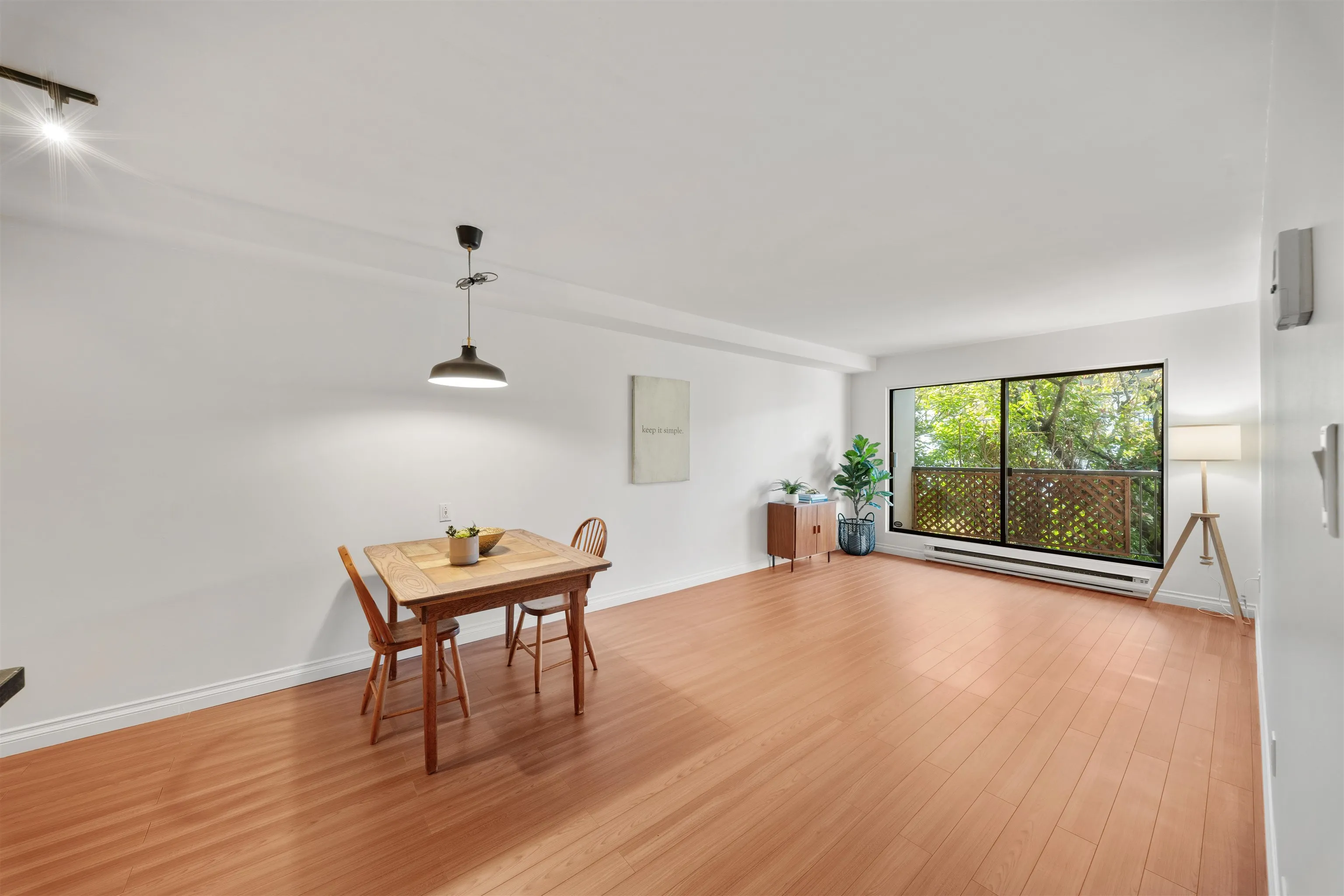 251 W 4th Street #108