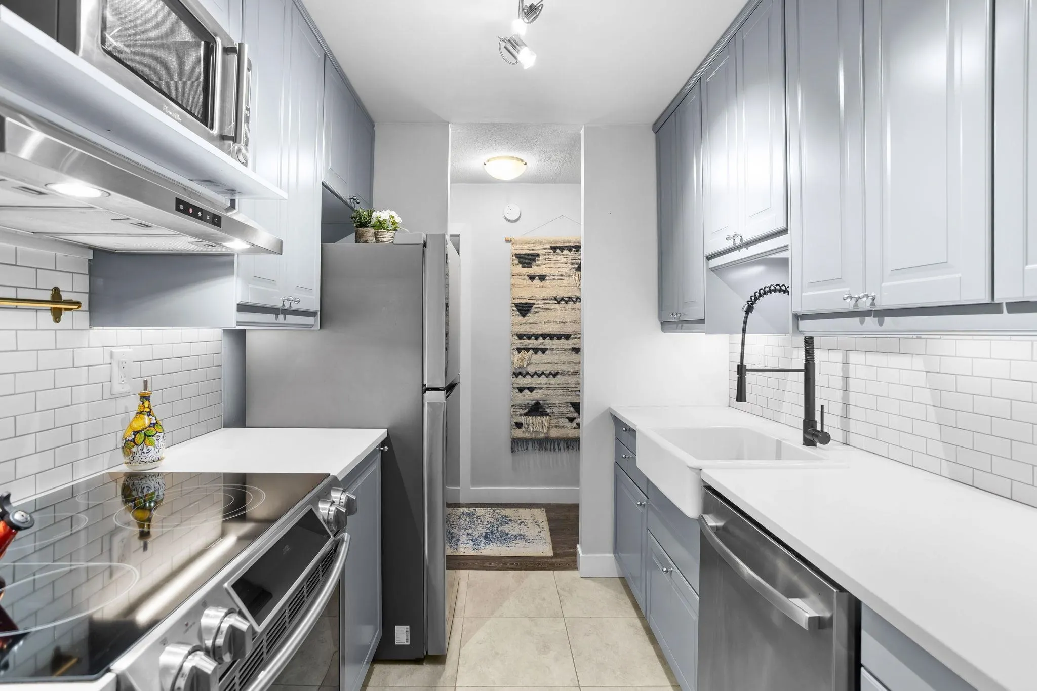 707 Hamilton Street #201
