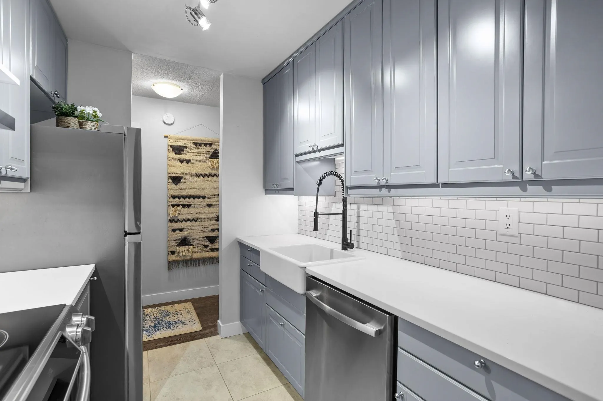 707 Hamilton Street #201