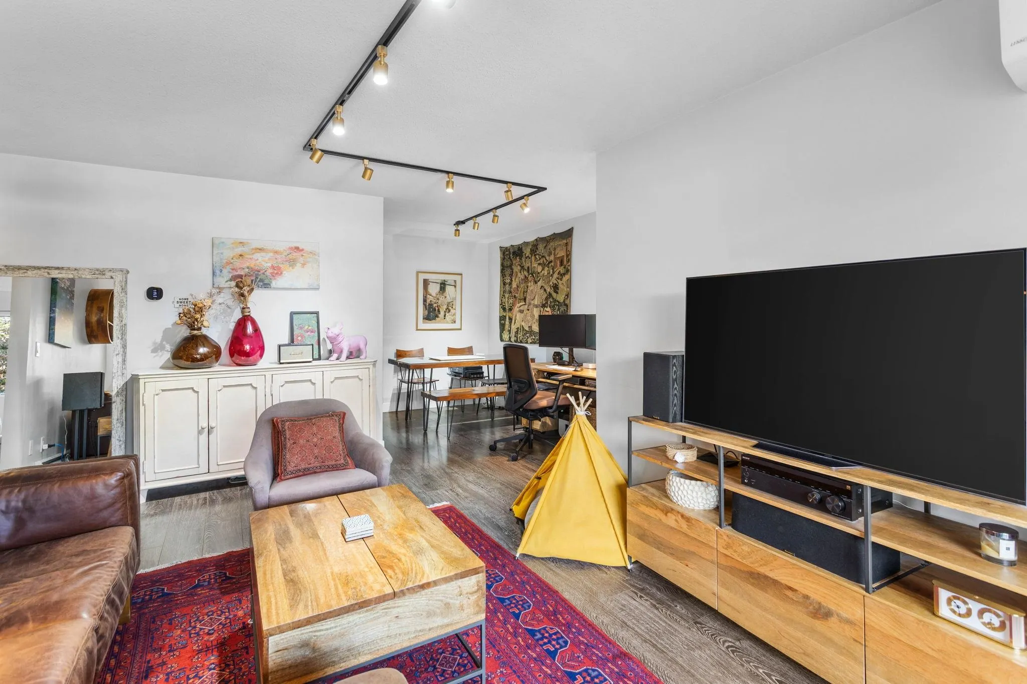707 Hamilton Street #201