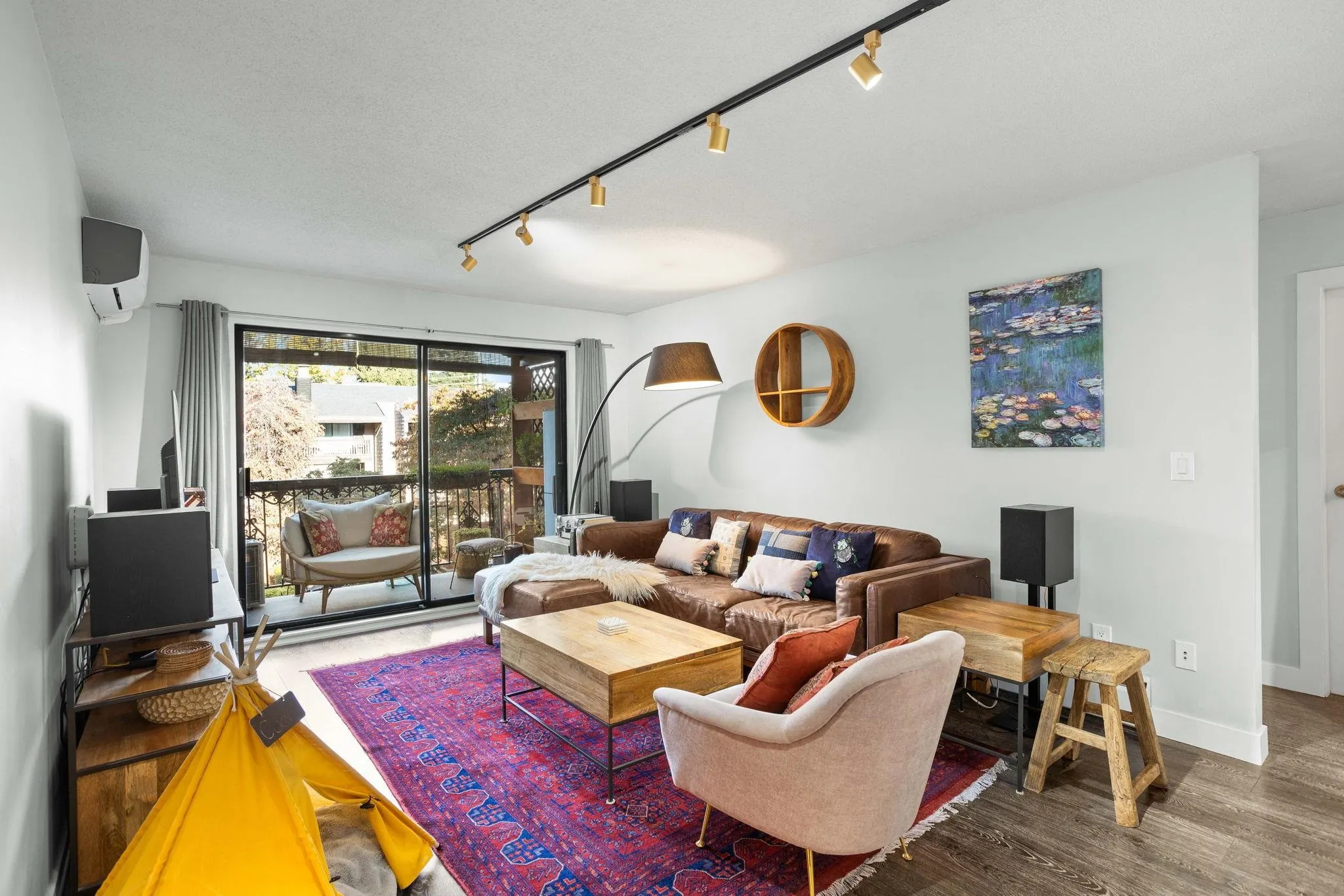707 Hamilton Street #201