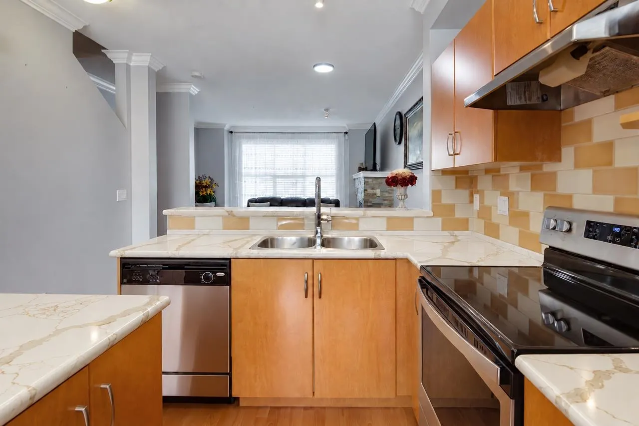 20460 66 Avenue #87