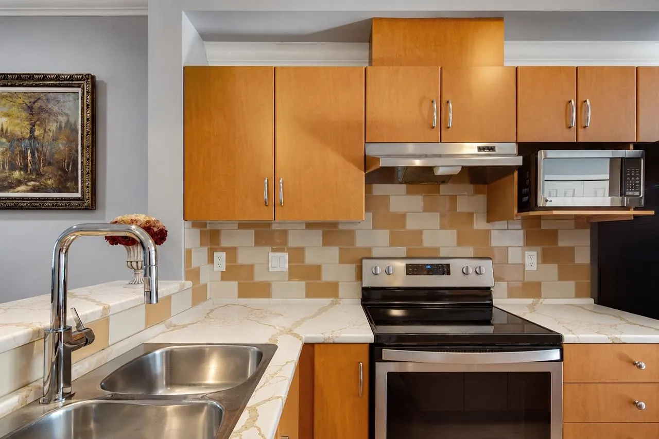 20460 66 Avenue #87