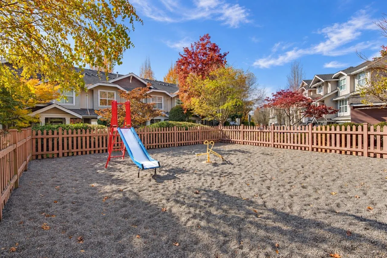 20460 66 Avenue #87