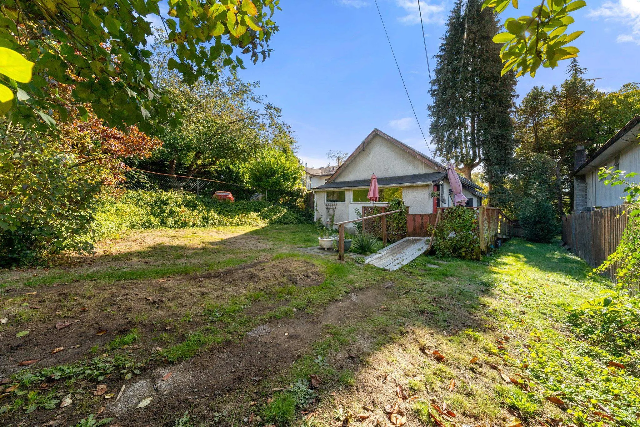 652 W 14th Street