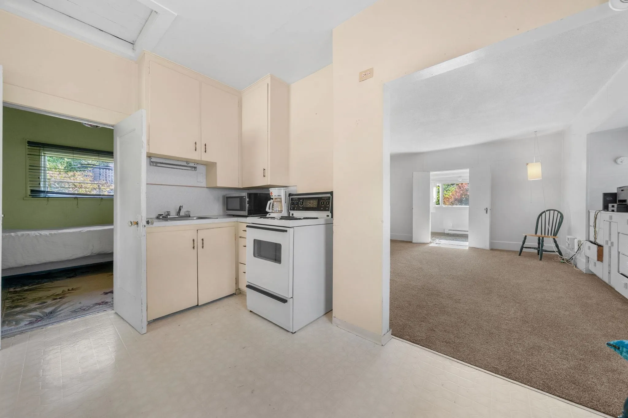 652 W 14th Street