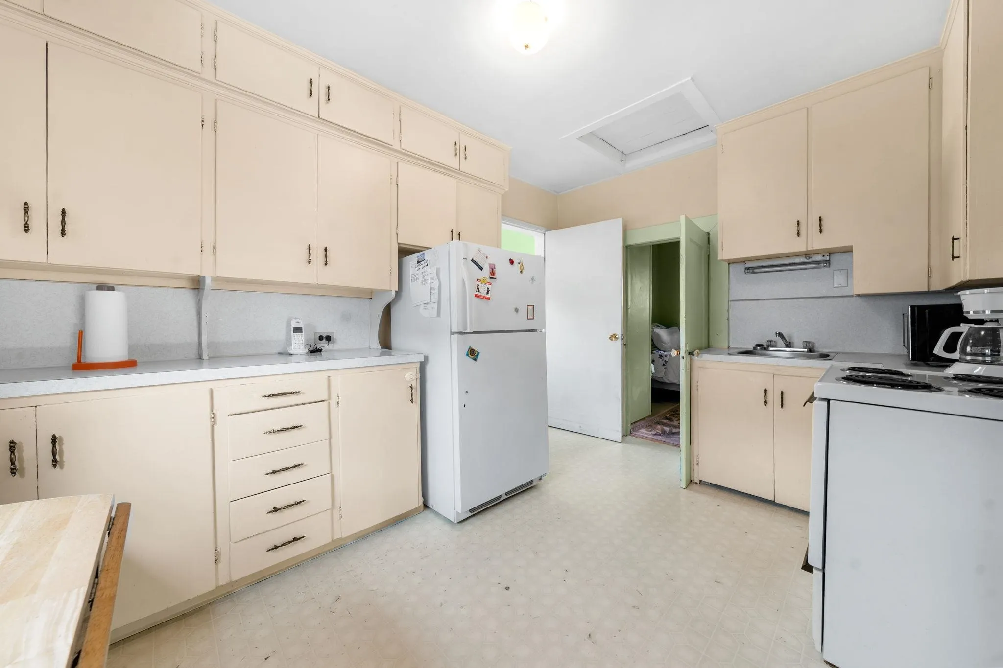 652 W 14th Street